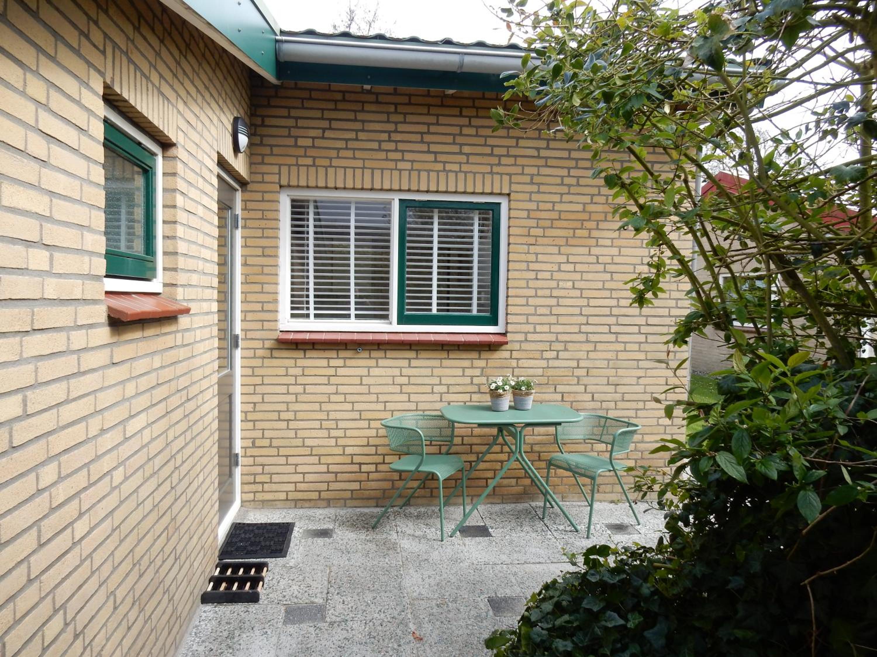 Three-Bedroom House photo 3