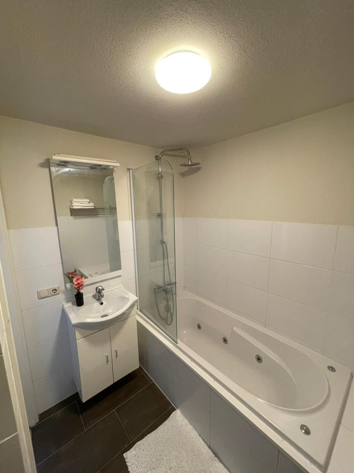 Apartment - Photo 5