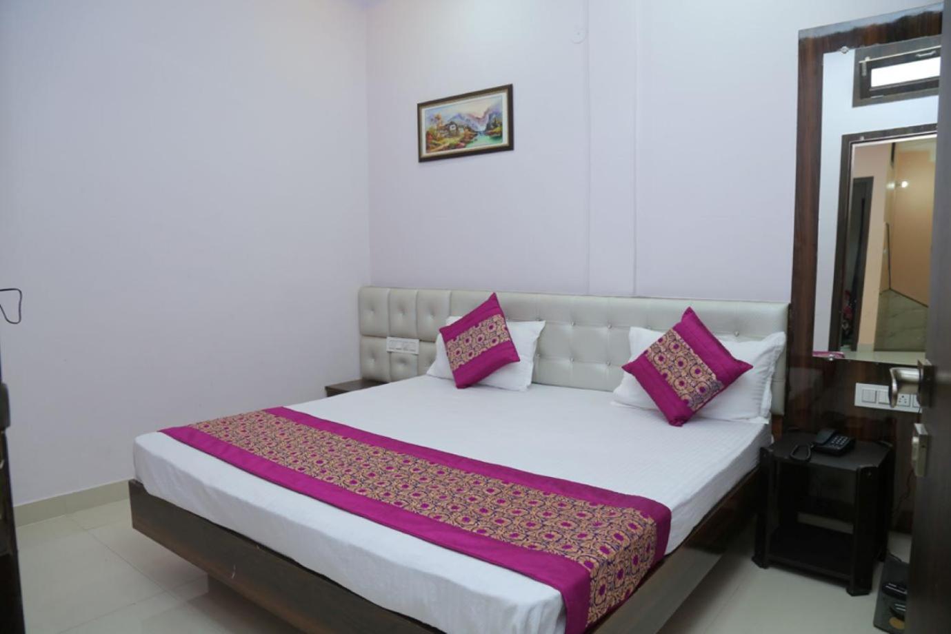 Deluxe Double Room - Photo 8