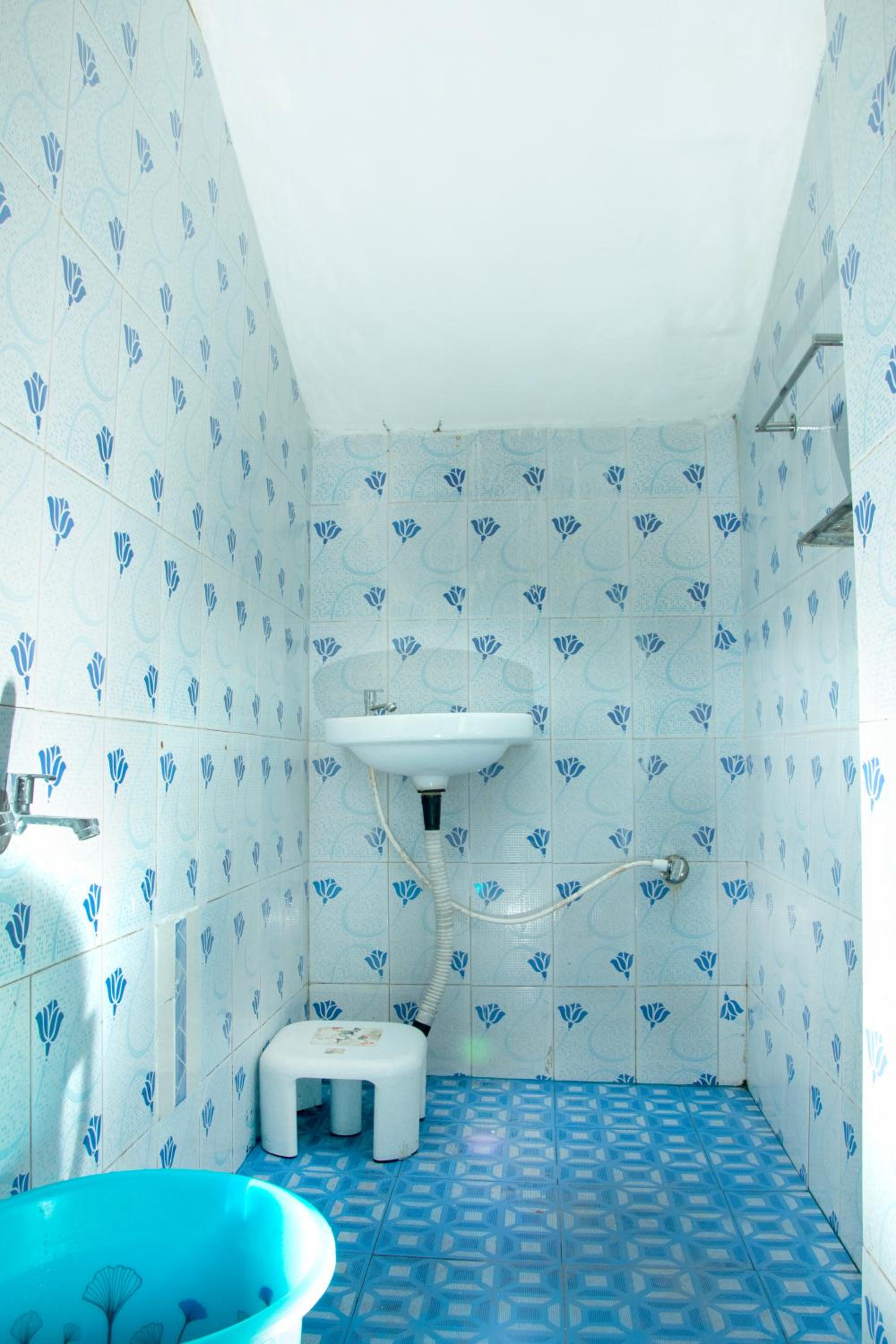 Deluxe Double Room (2 Adults + 1 Child) photo 3
