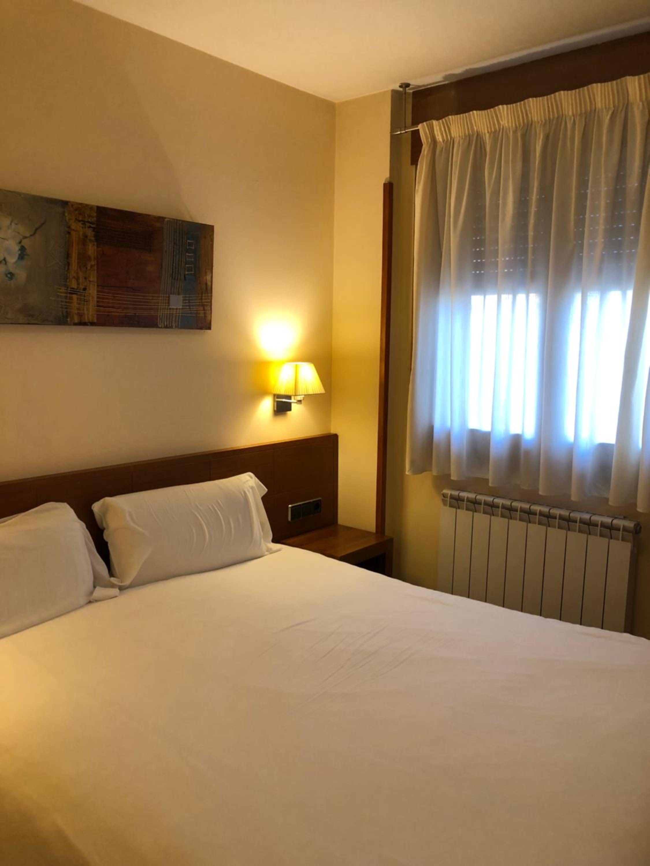 Four-Bedroom Apartment (9 Adults) - Photo 4