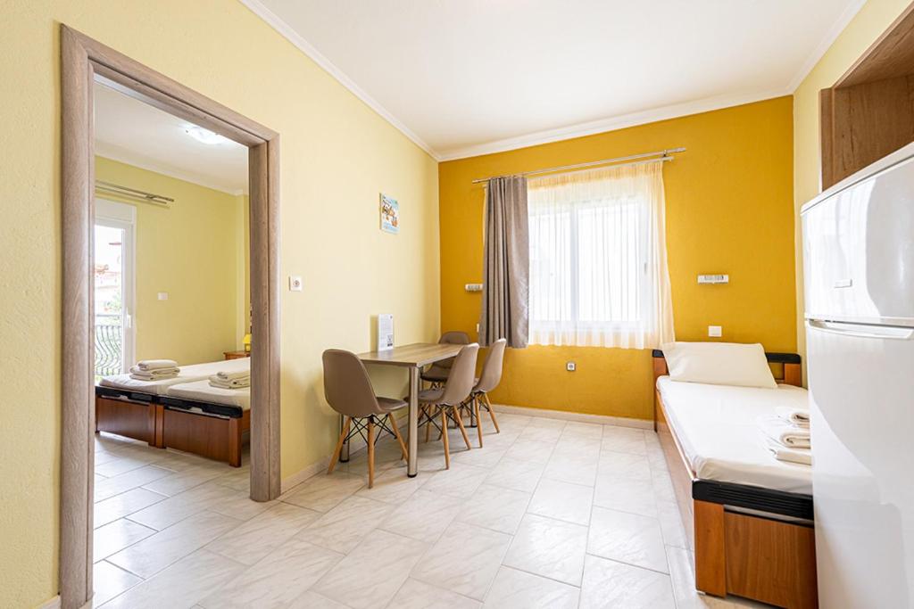 One-Bedroom Apartment (4 Adults) photo 3
