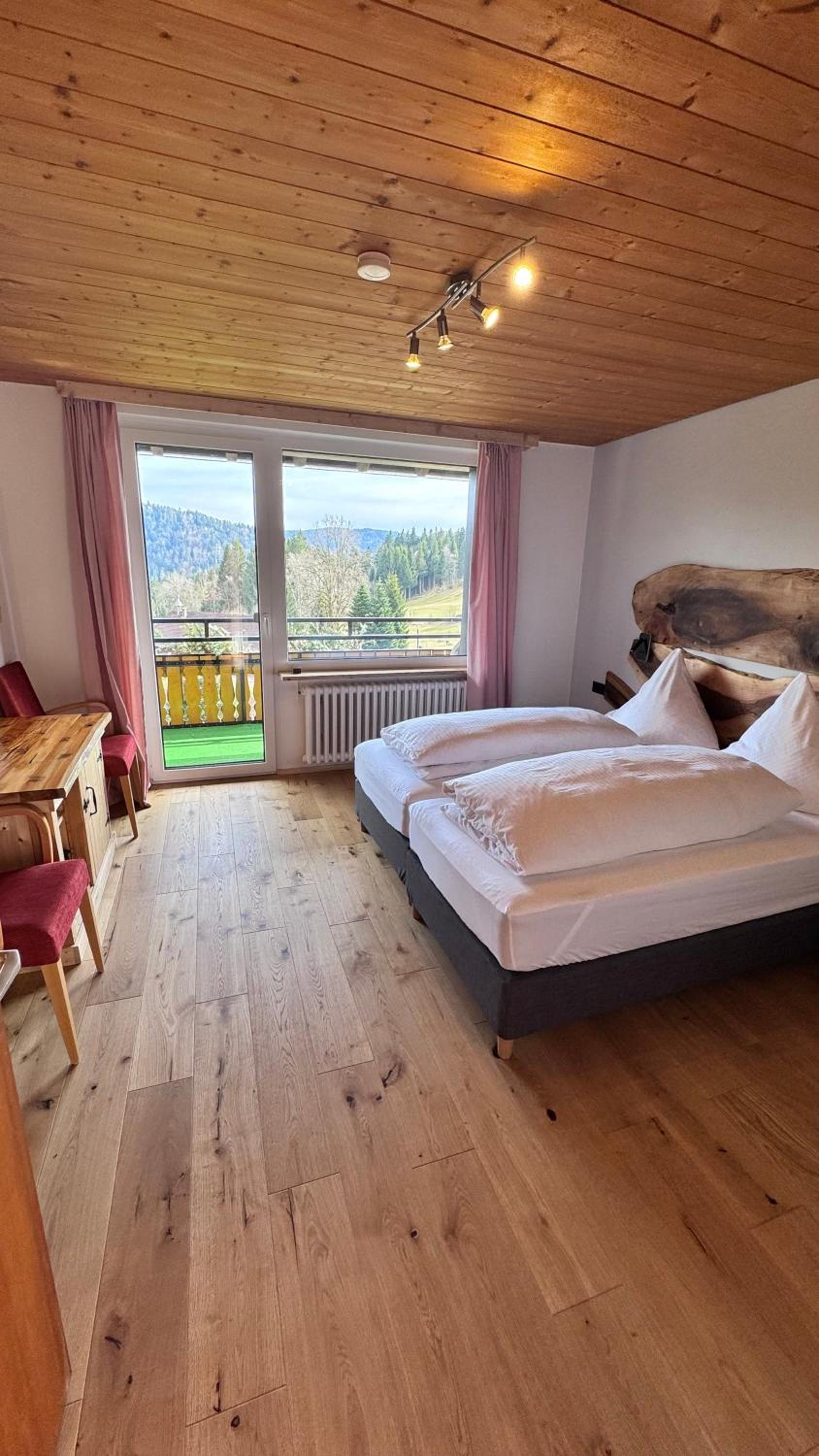 Double or Twin Room with Private Bathroom photo 1