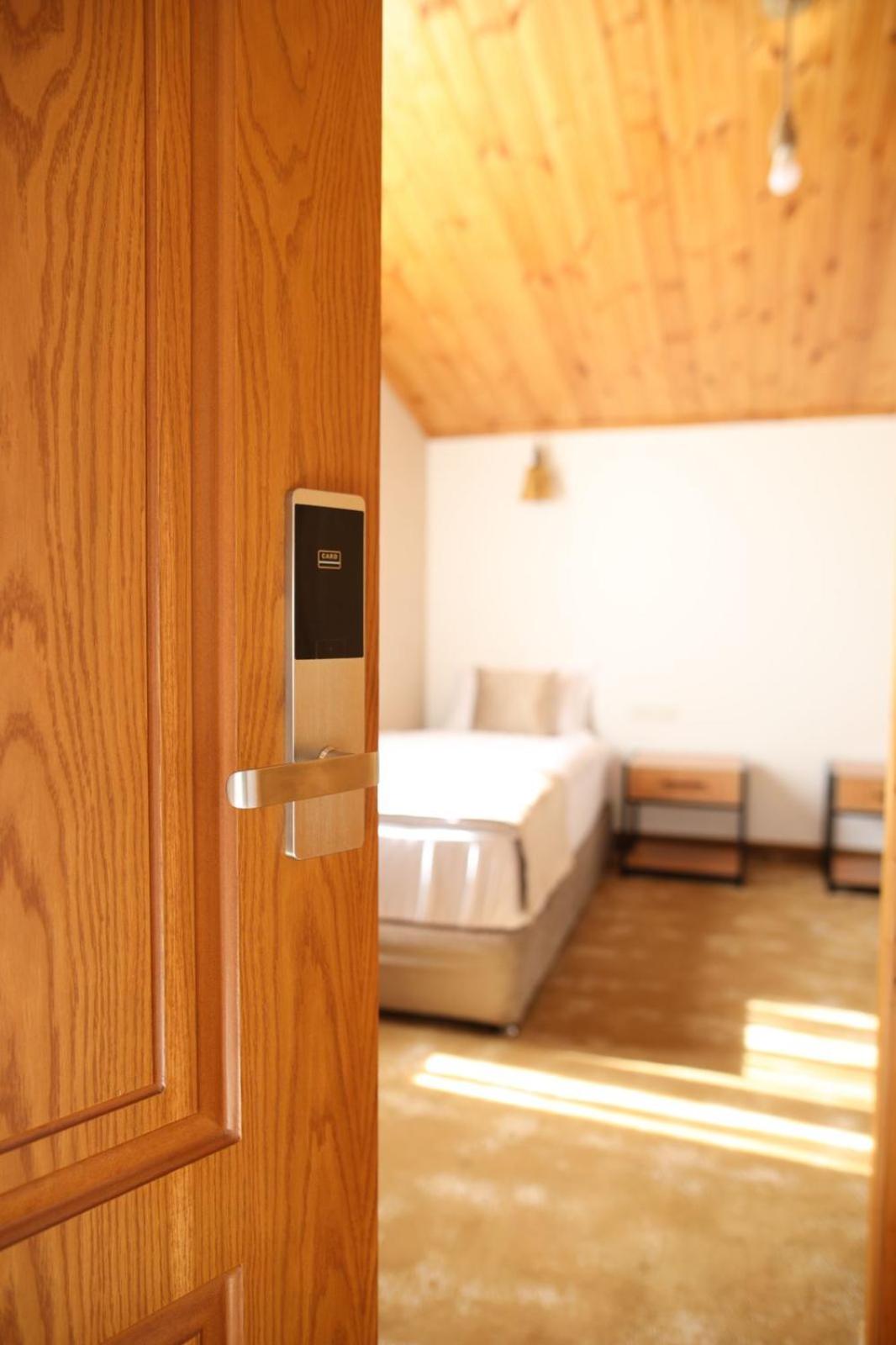 Twin Room with City View