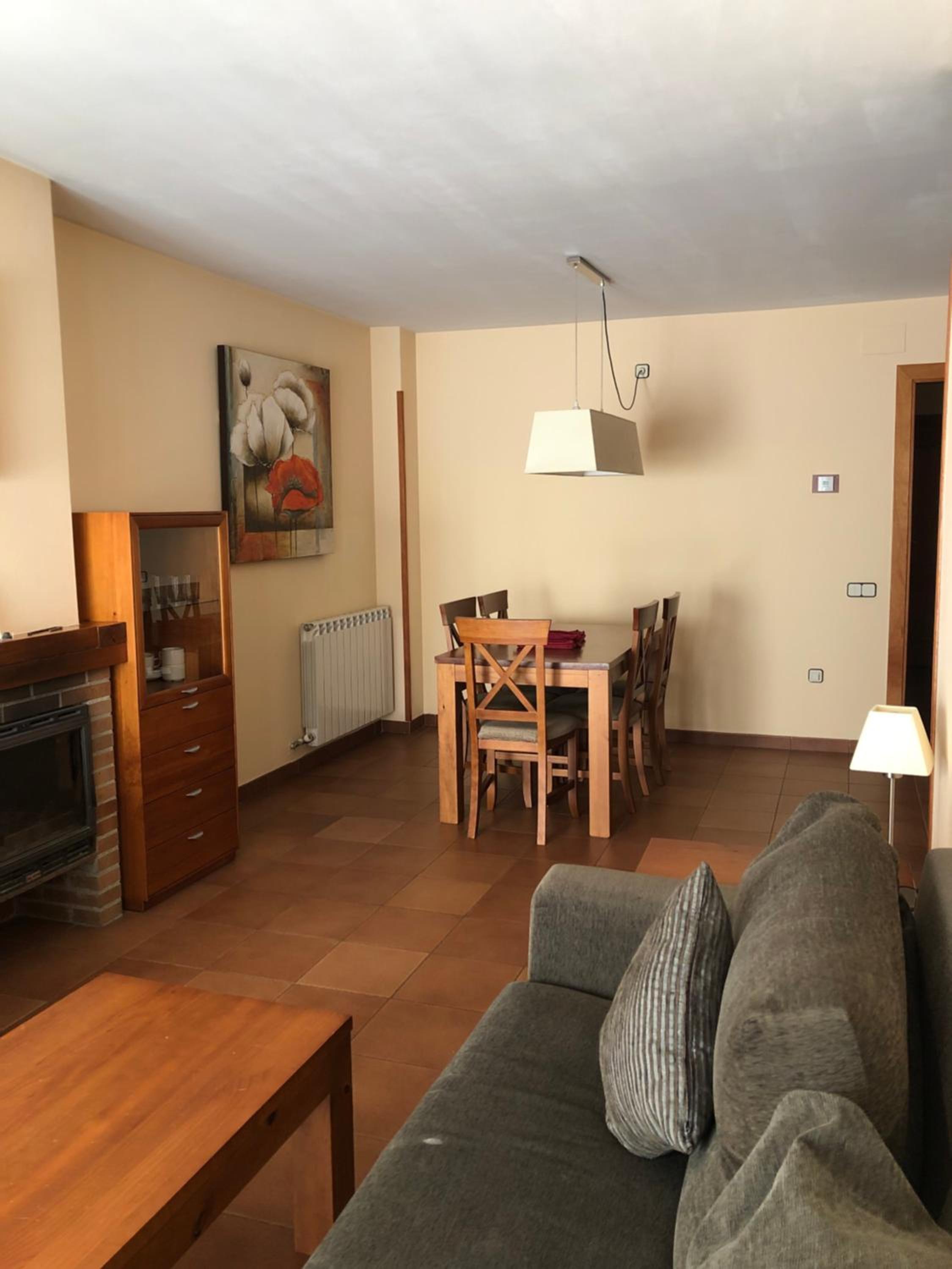One-Bedroom Apartment (4 Adults) - Photo 7