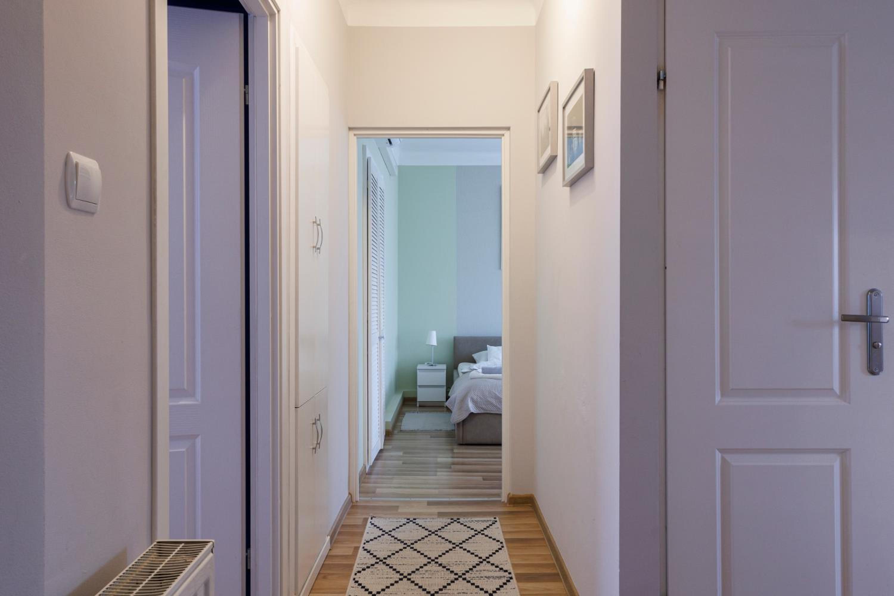 Two-Bedroom Apartment - Photo 8