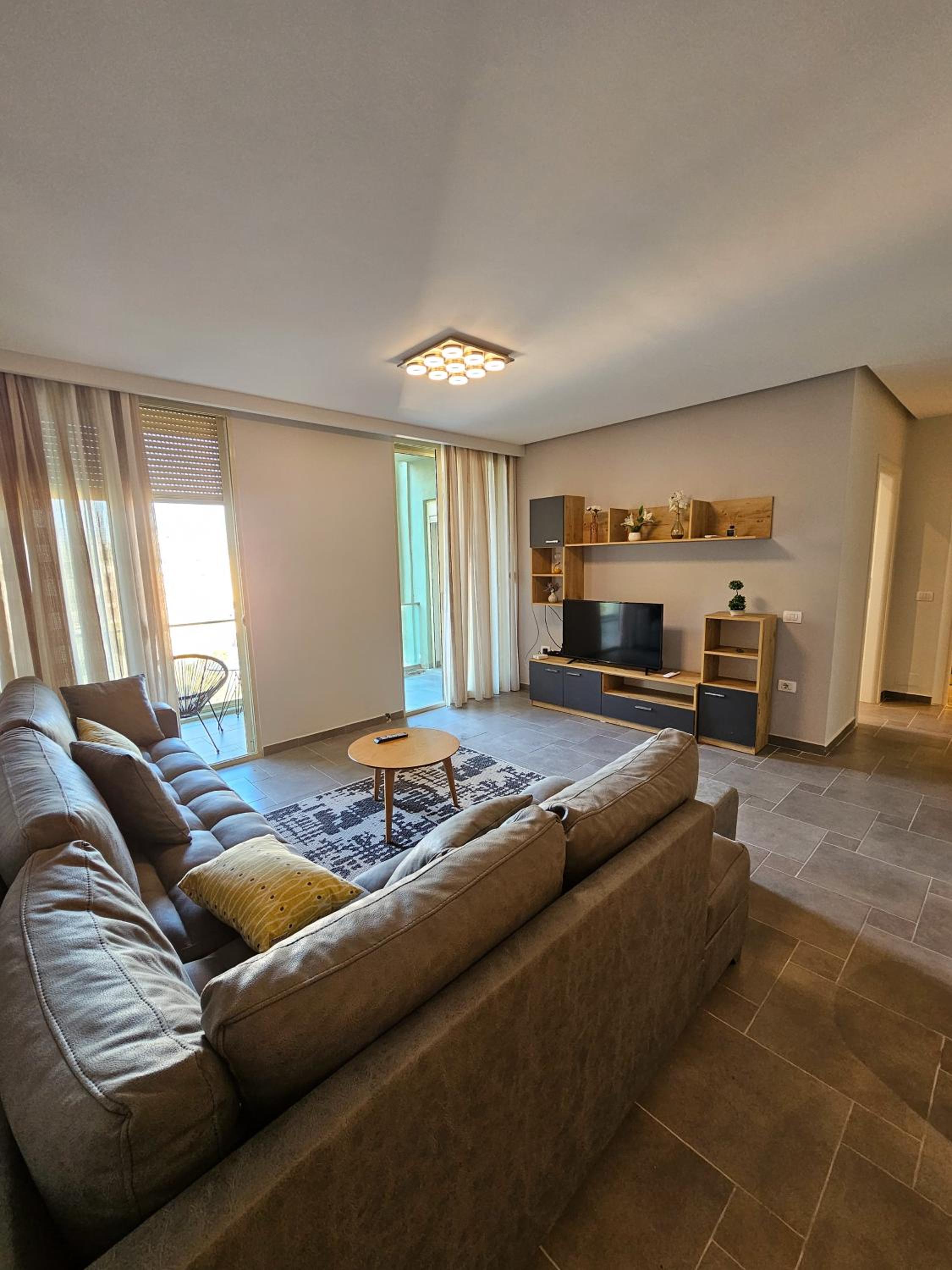 Two-Bedroom Apartment with Balcony and Sea View photo 2