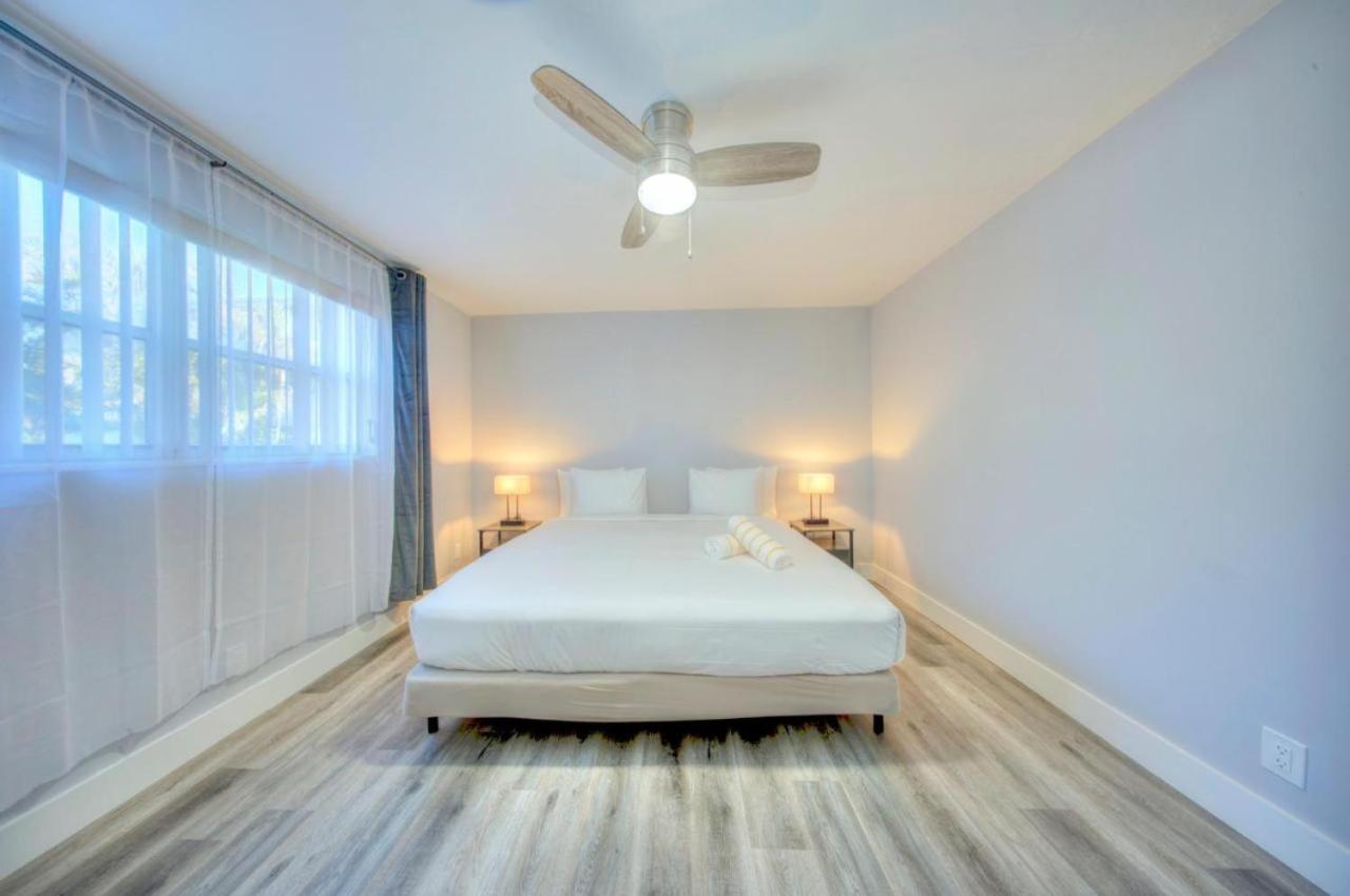 Two-Bedroom Apartment with Balcony and Sea View photo 1
