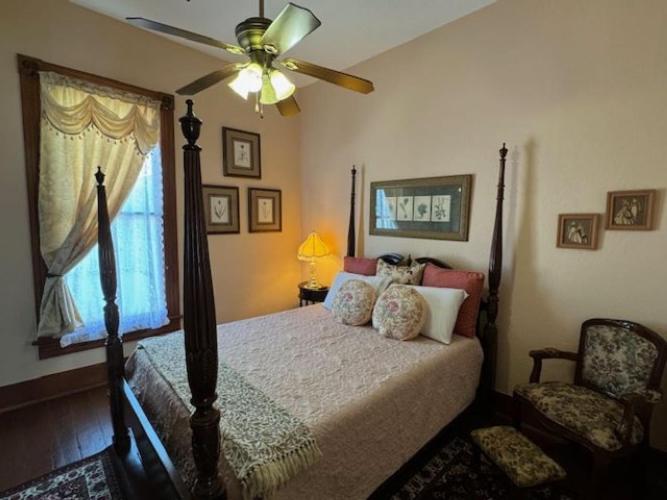 Double Room with Private Bathroom photo 1