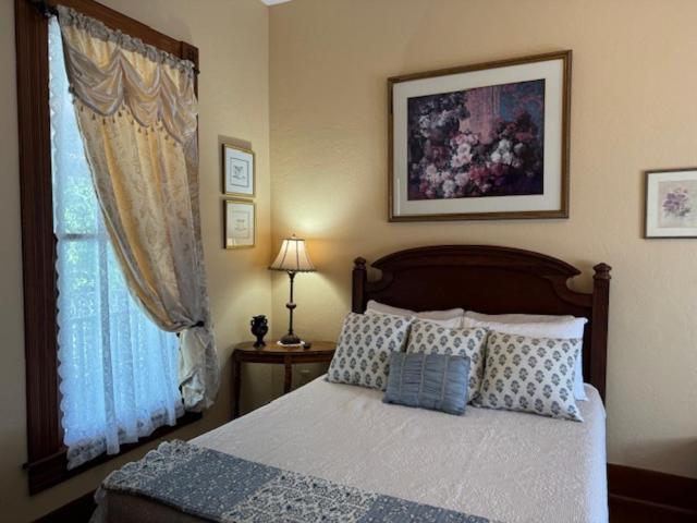 Double Room with Private Bathroom photo 3