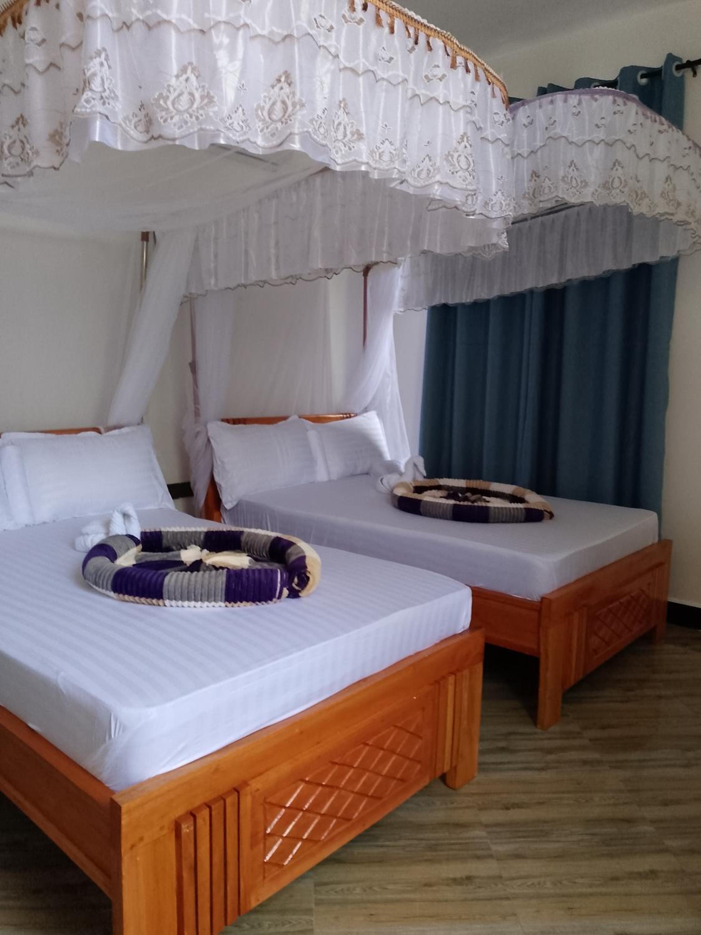 Twin Room with Balcony