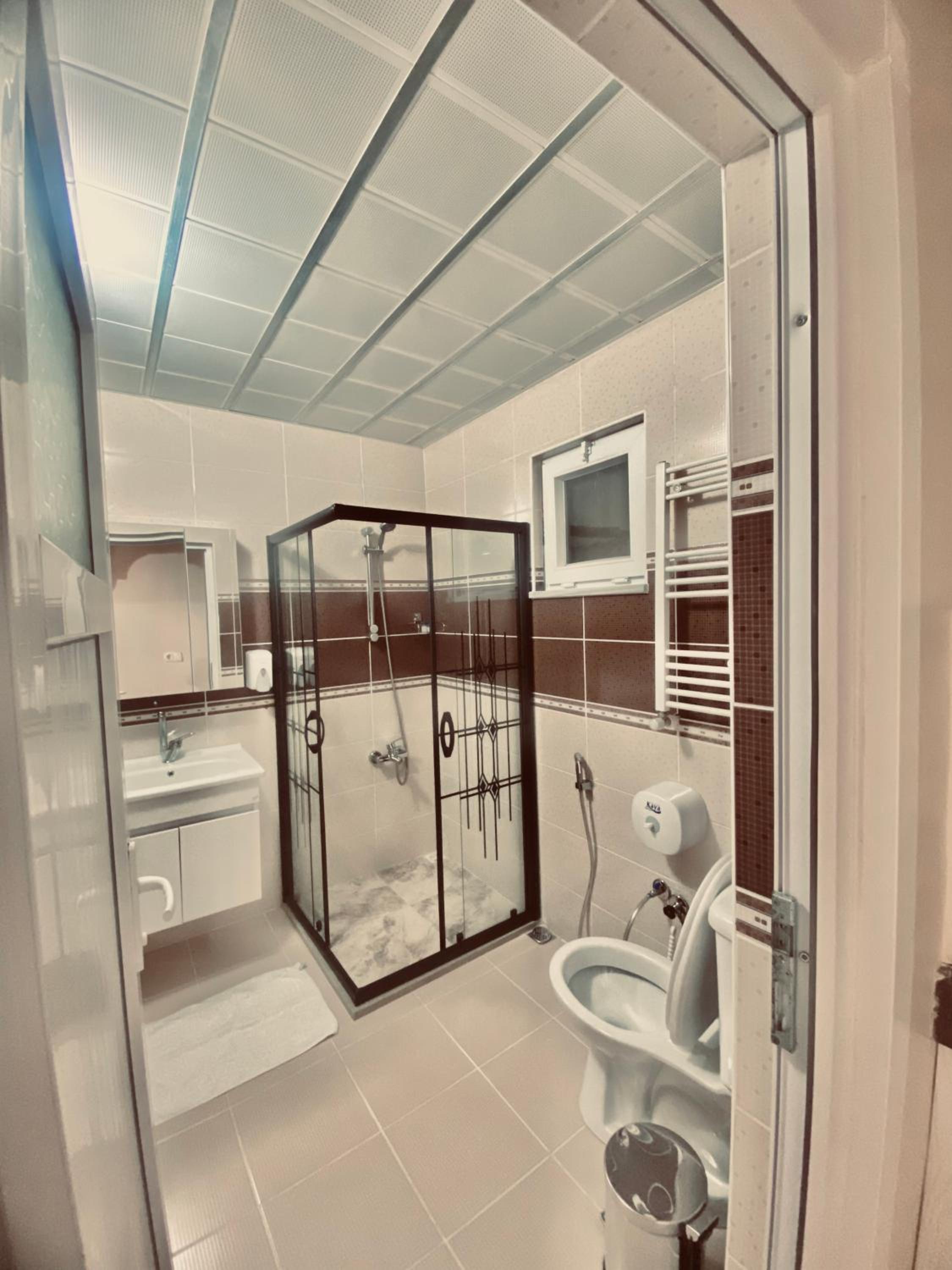 One-Bedroom Apartment - Photo 4