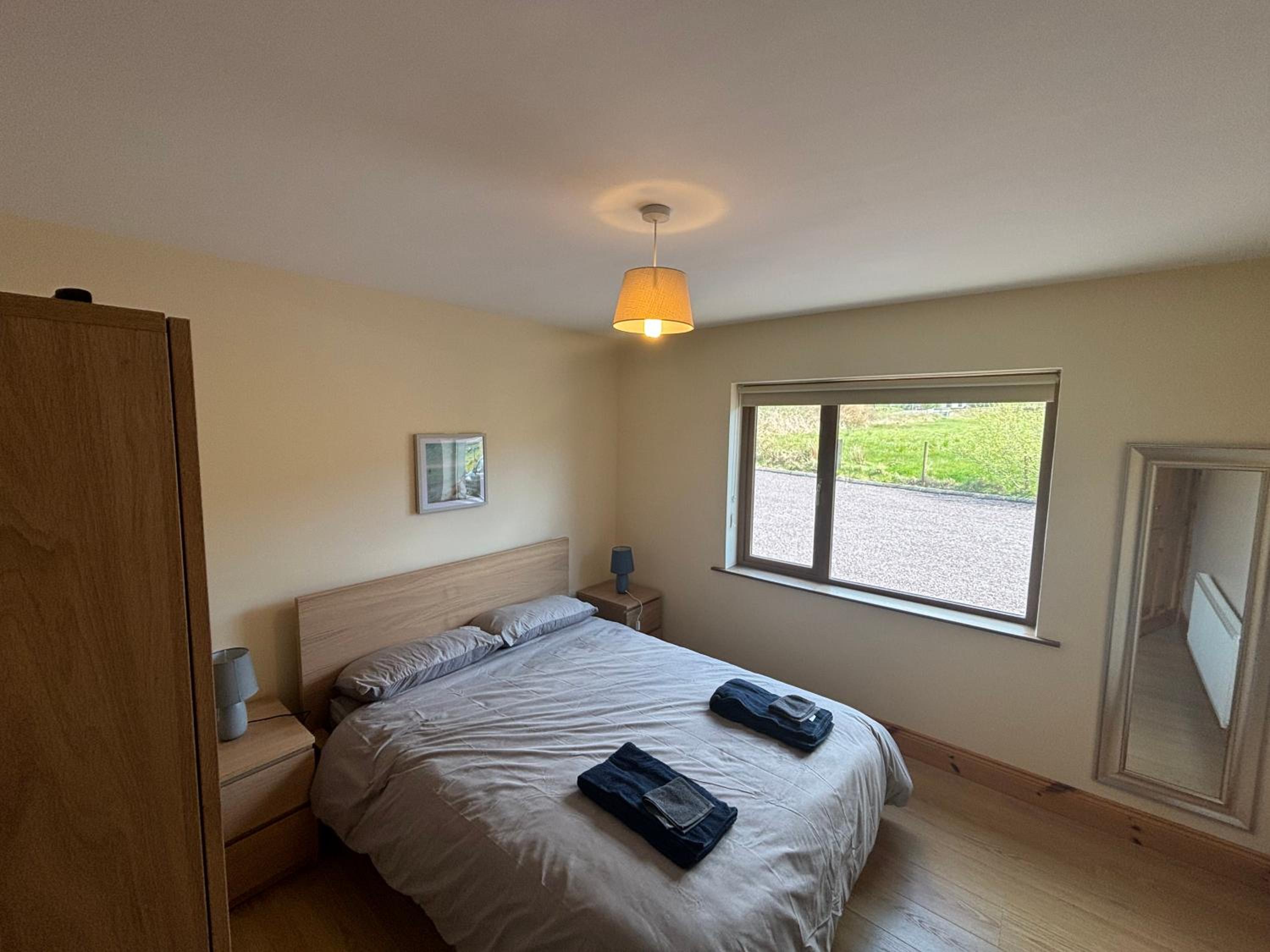 Four-Bedroom House photo 2
