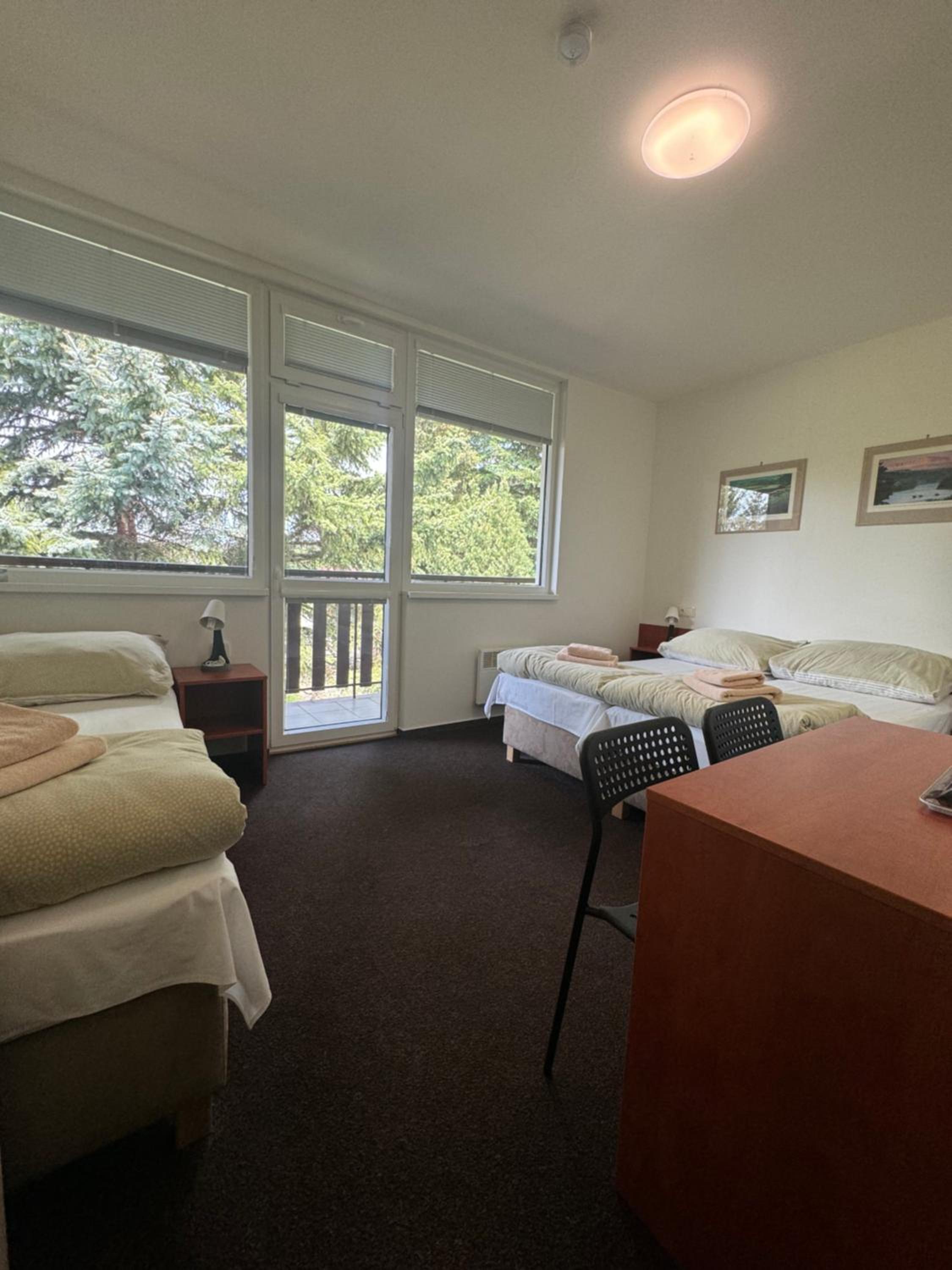 Triple Room with Balcony - Photo 3