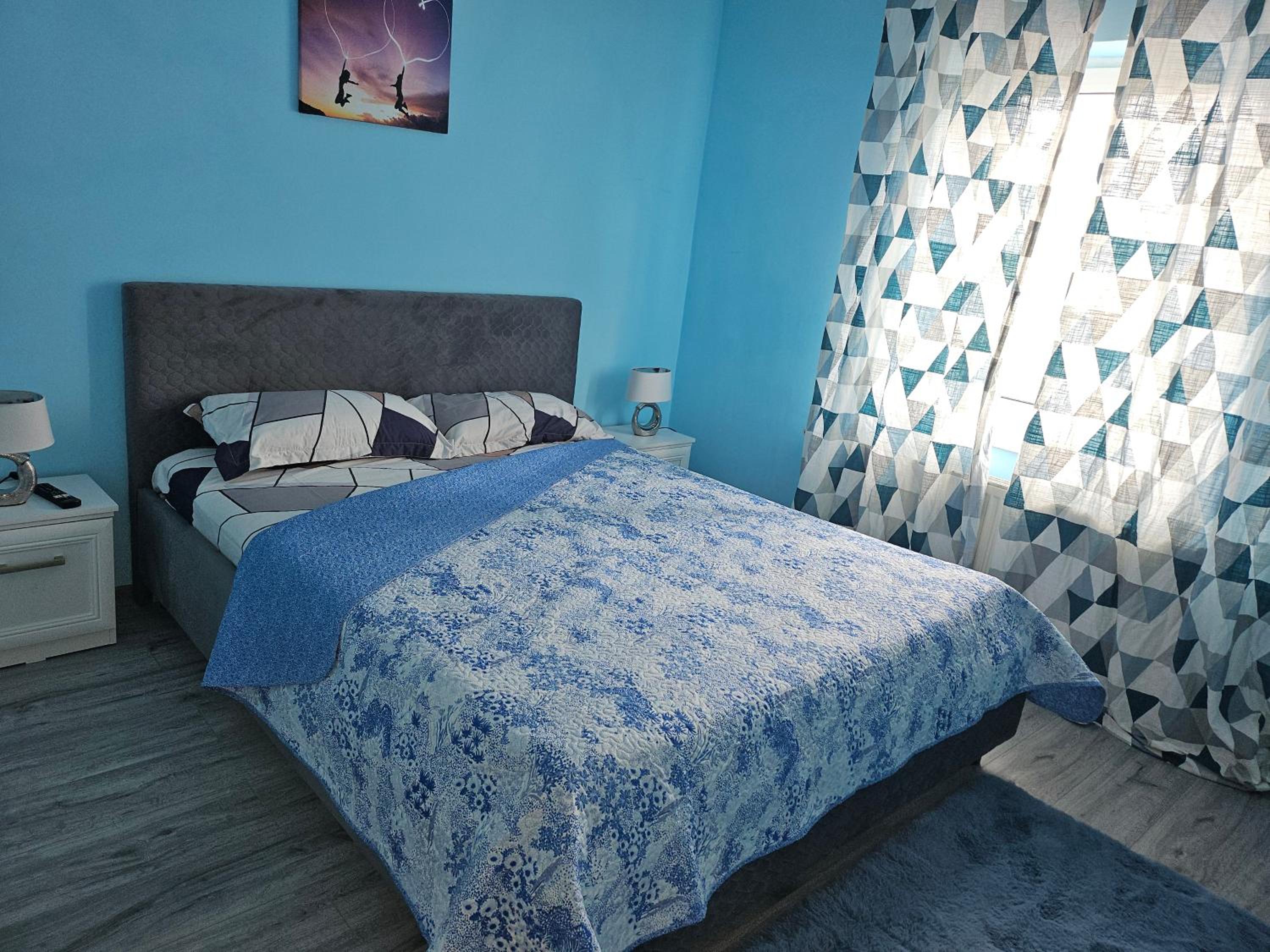 One-Bedroom House photo 1