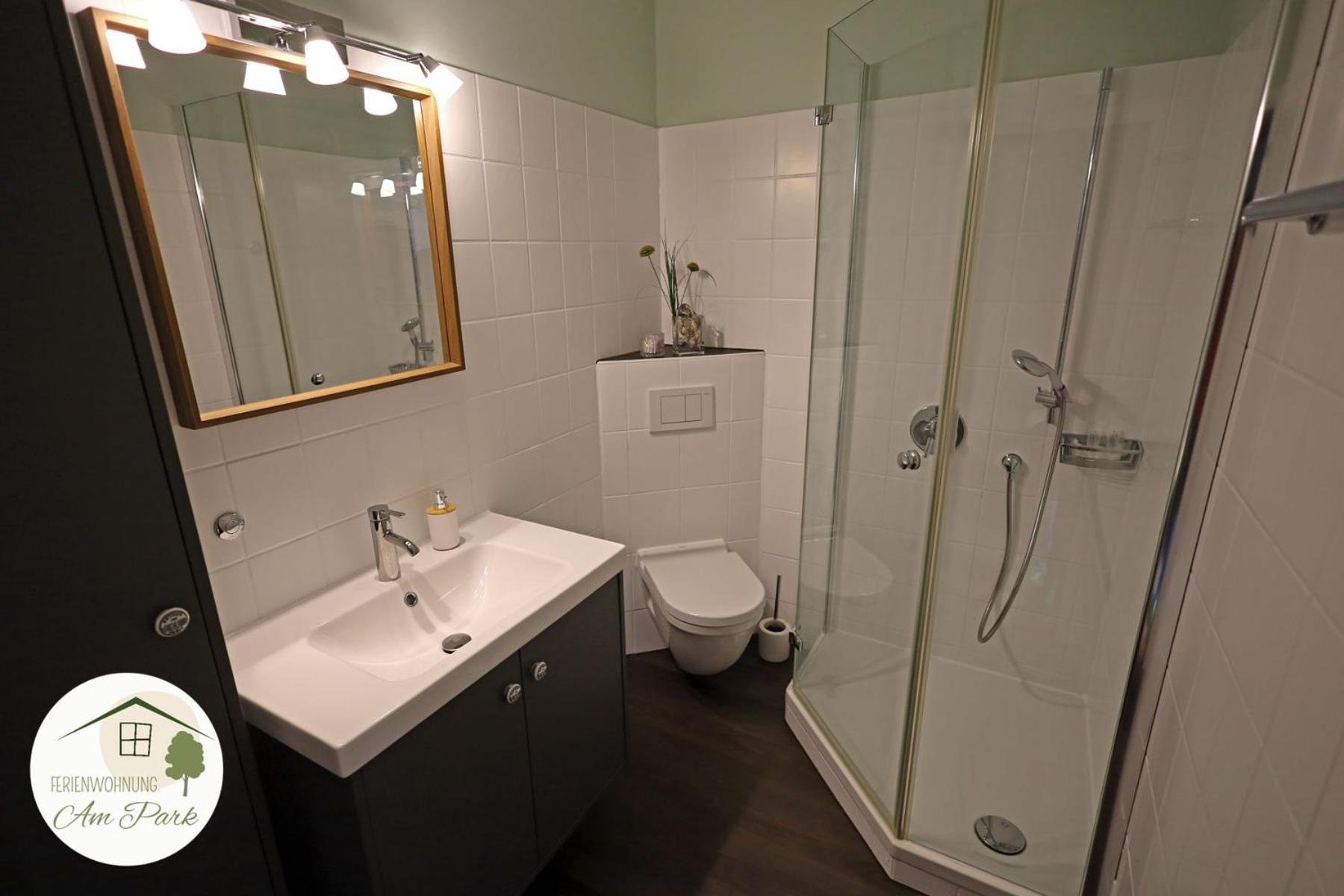 One-Bedroom Apartment with Balcony photo 1