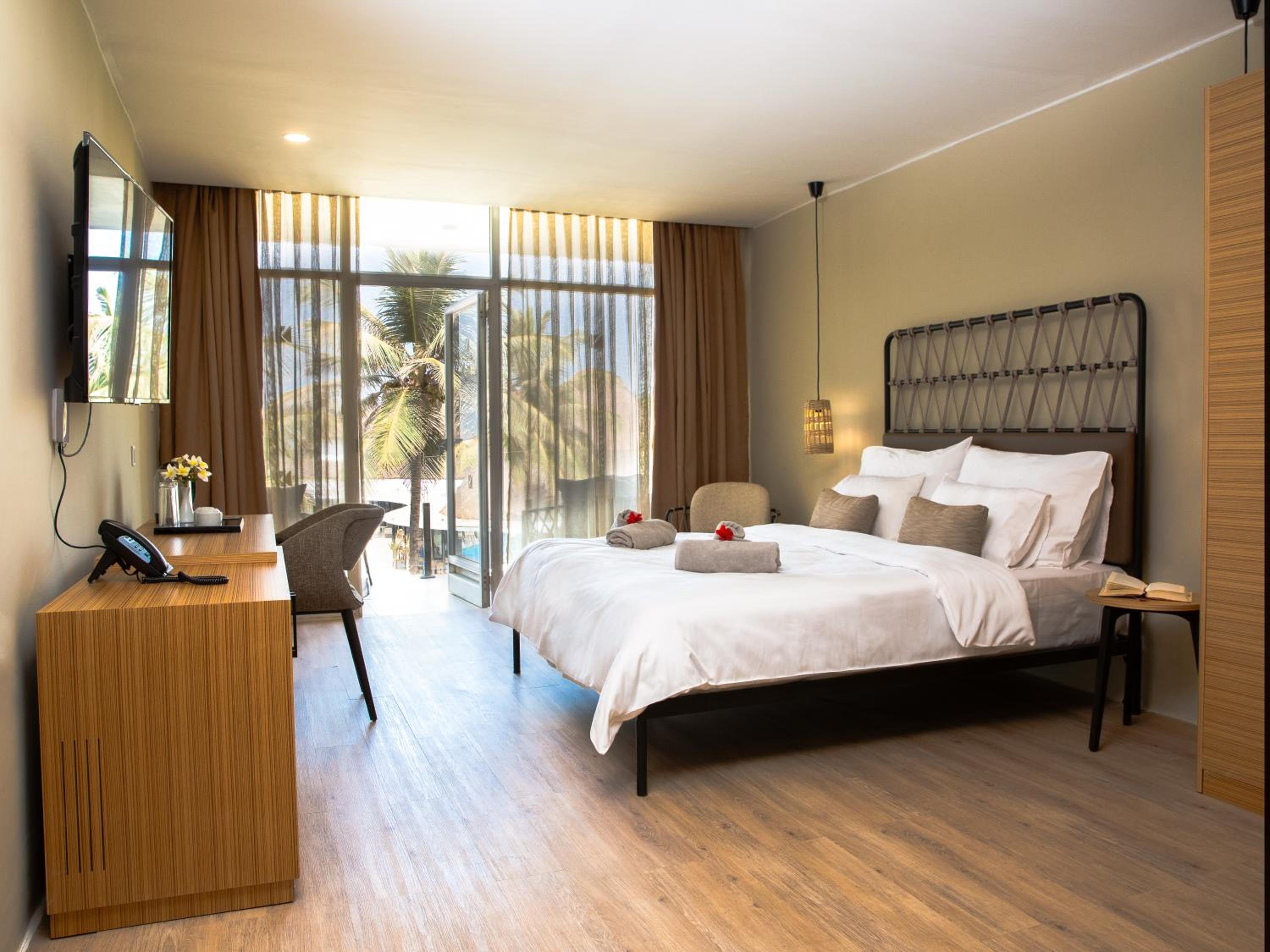 Premium Room Ocean View - Photo 4