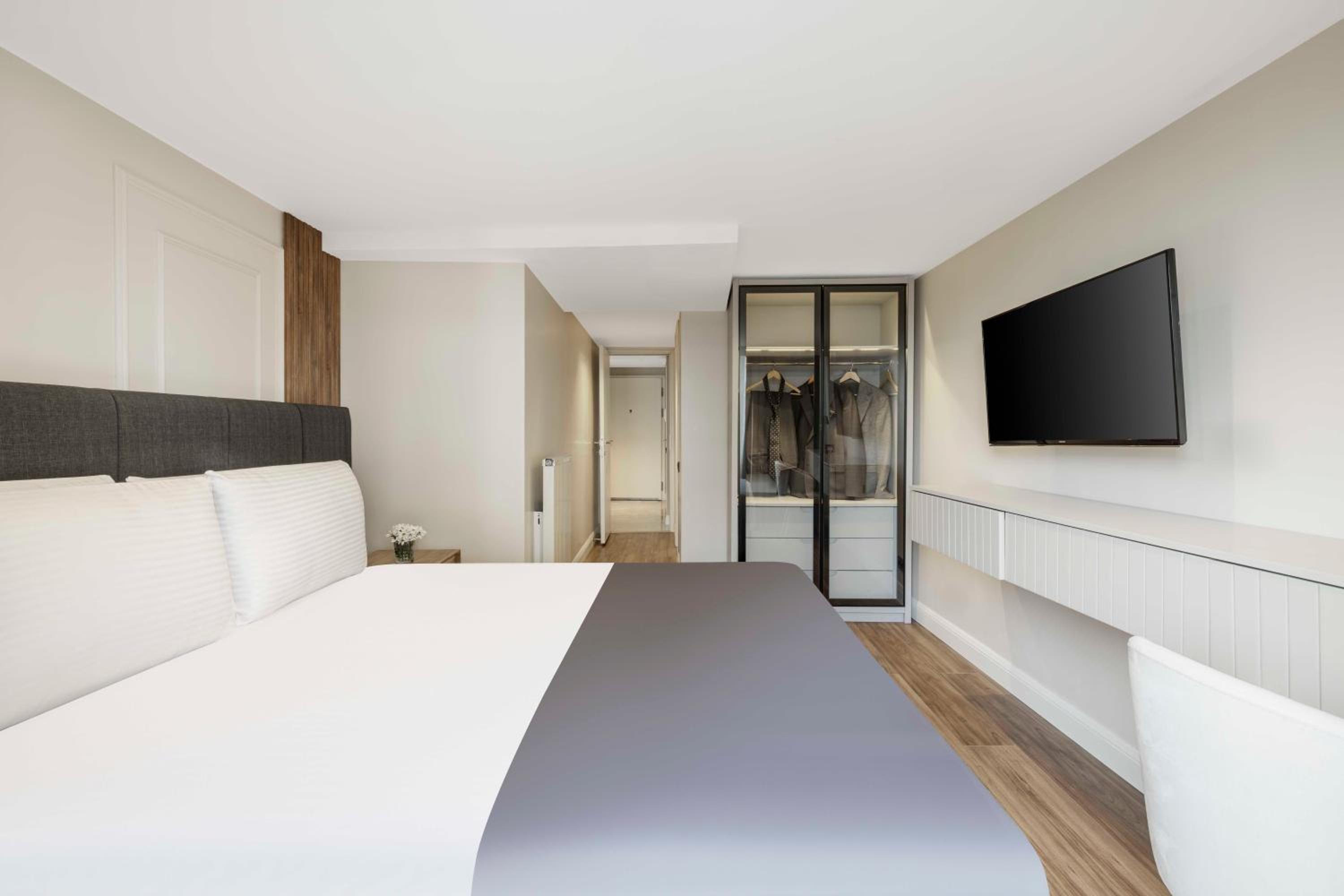King Suite photo 1