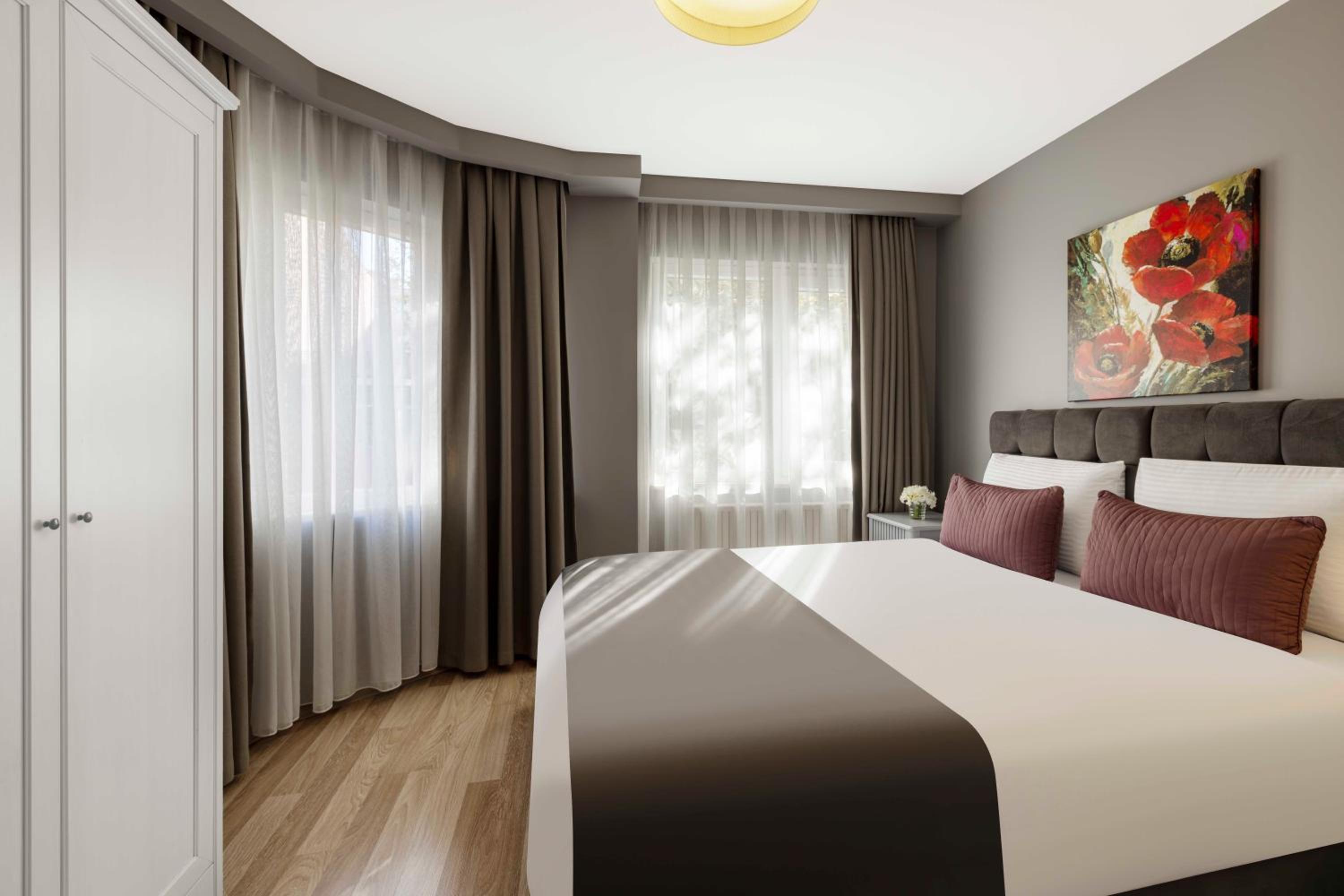 Executive Suite photo 1