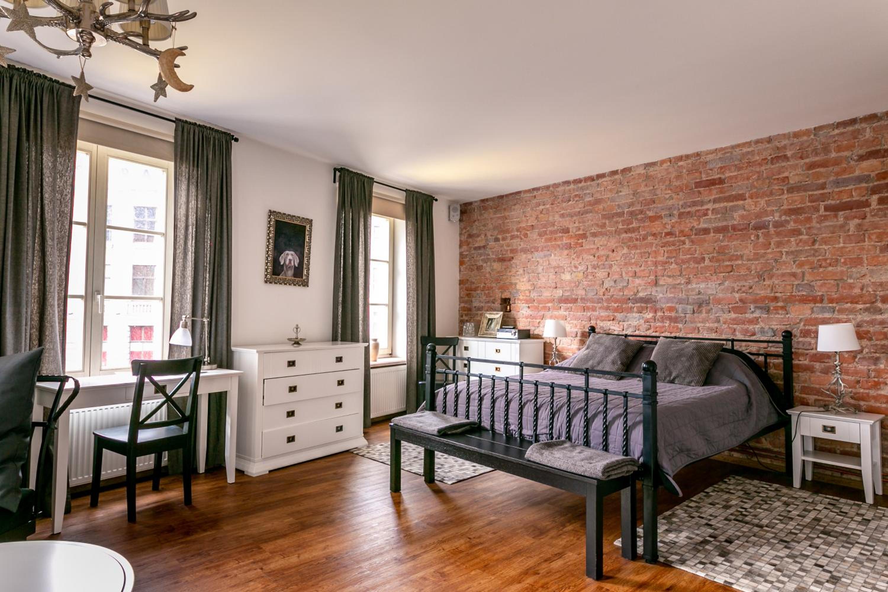 Studio Apartment No 2 with Dome Square View and Double Bed (Two Levels Above Ground) photo 2