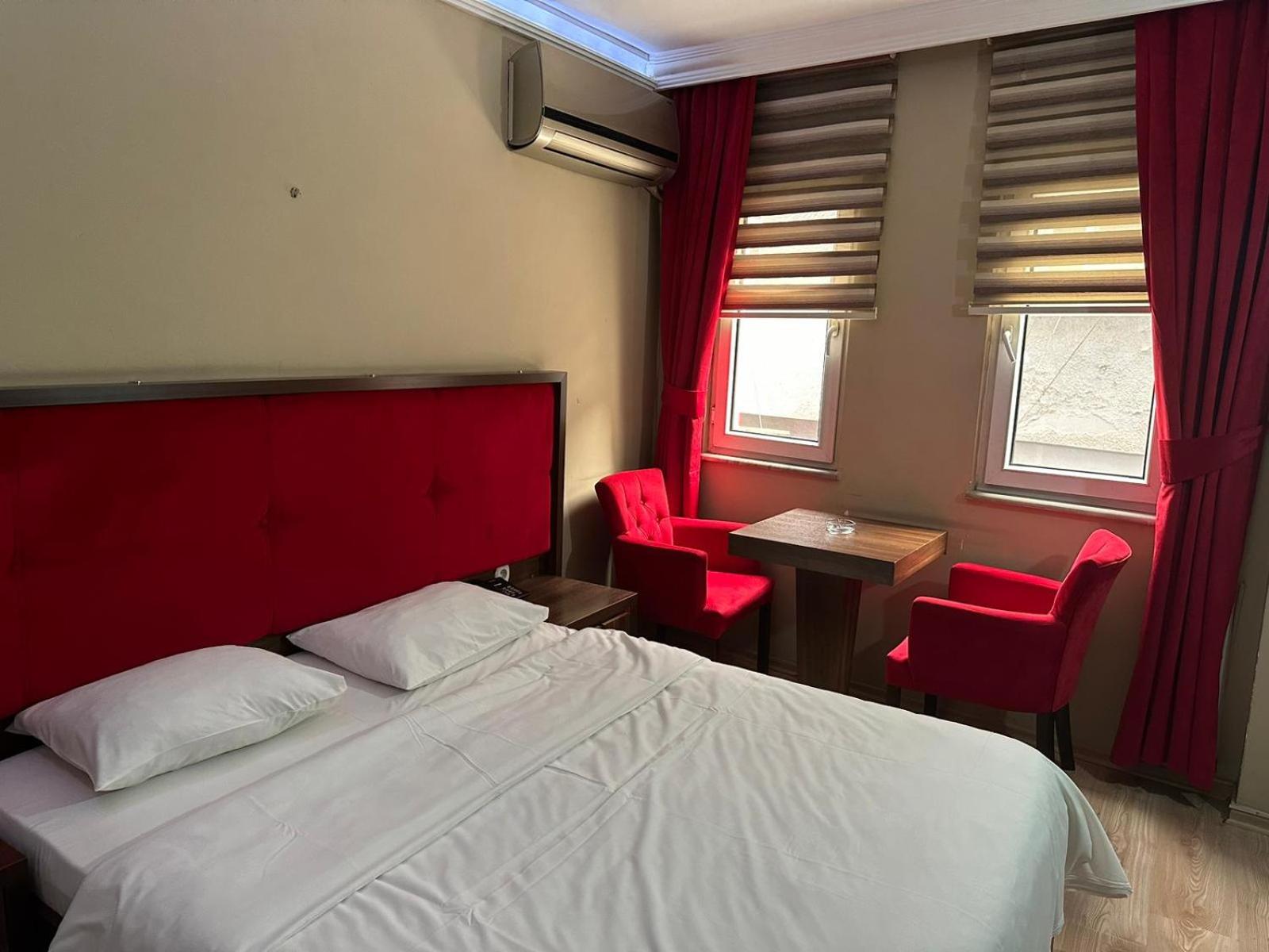 Double Room - Photo 7