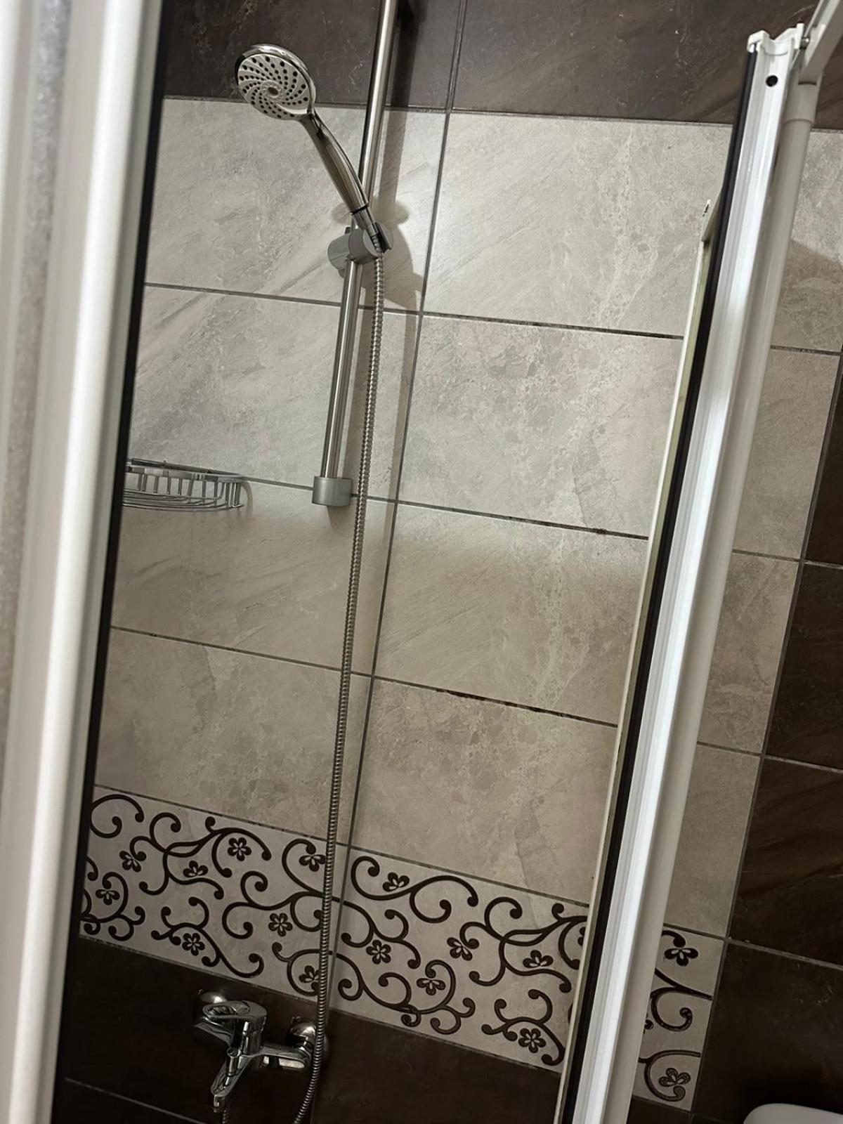 Double Room - Photo 10