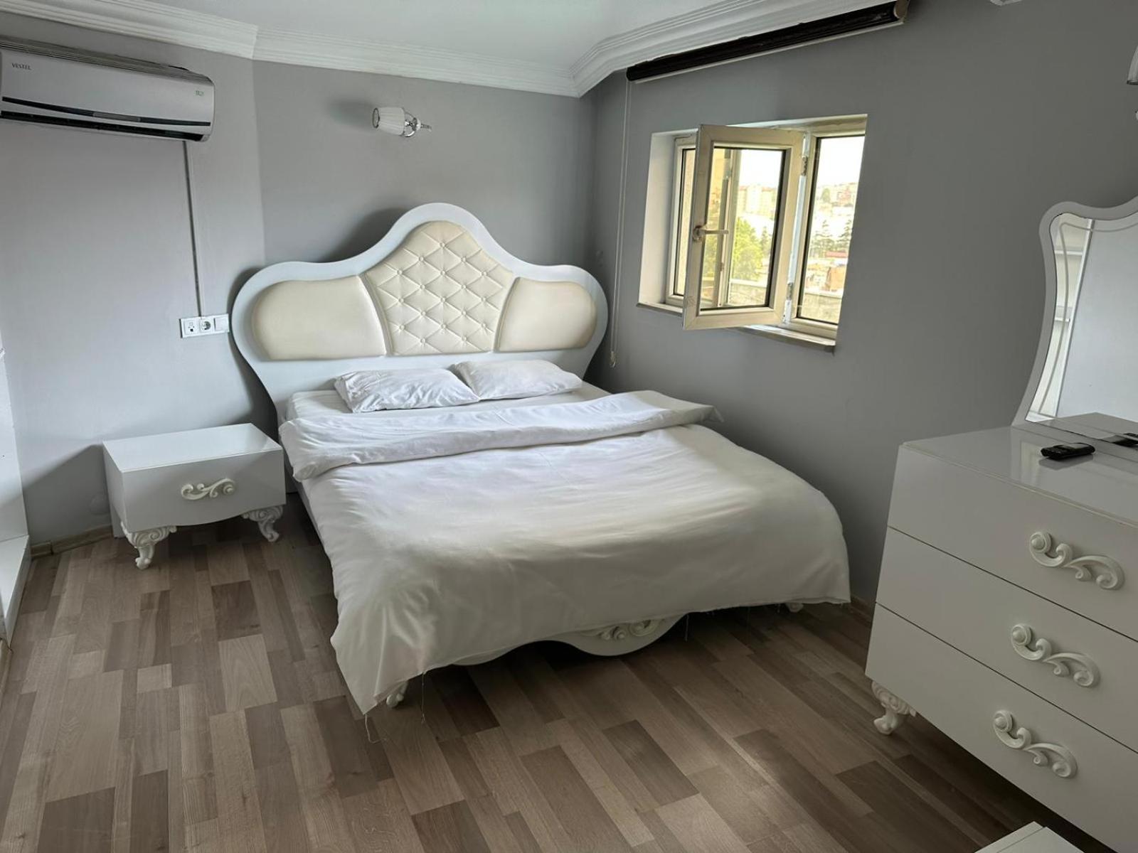 Double Room - Photo 11