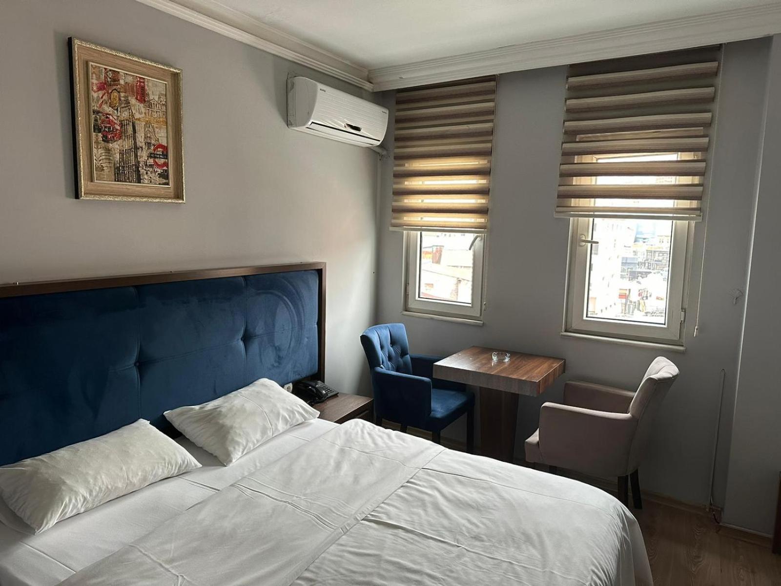 Double Room - Photo 2
