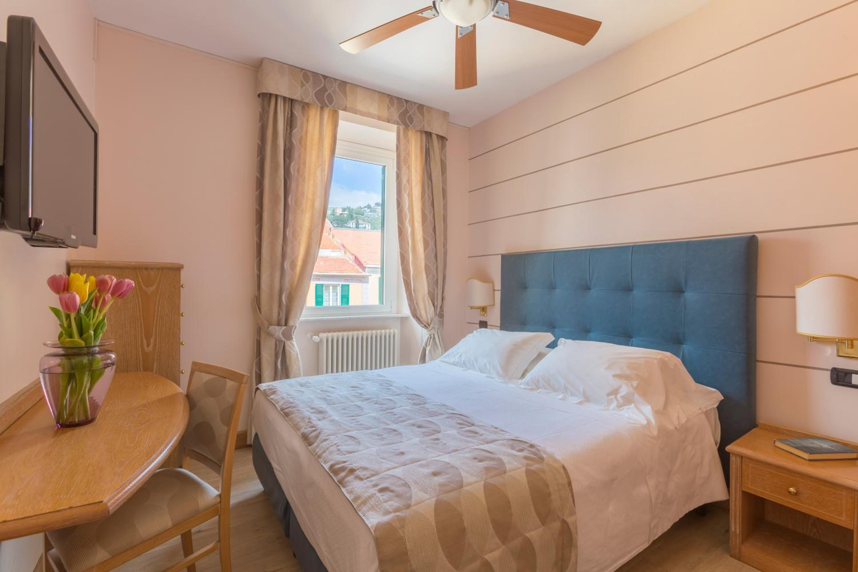 Small Double or Twin Room