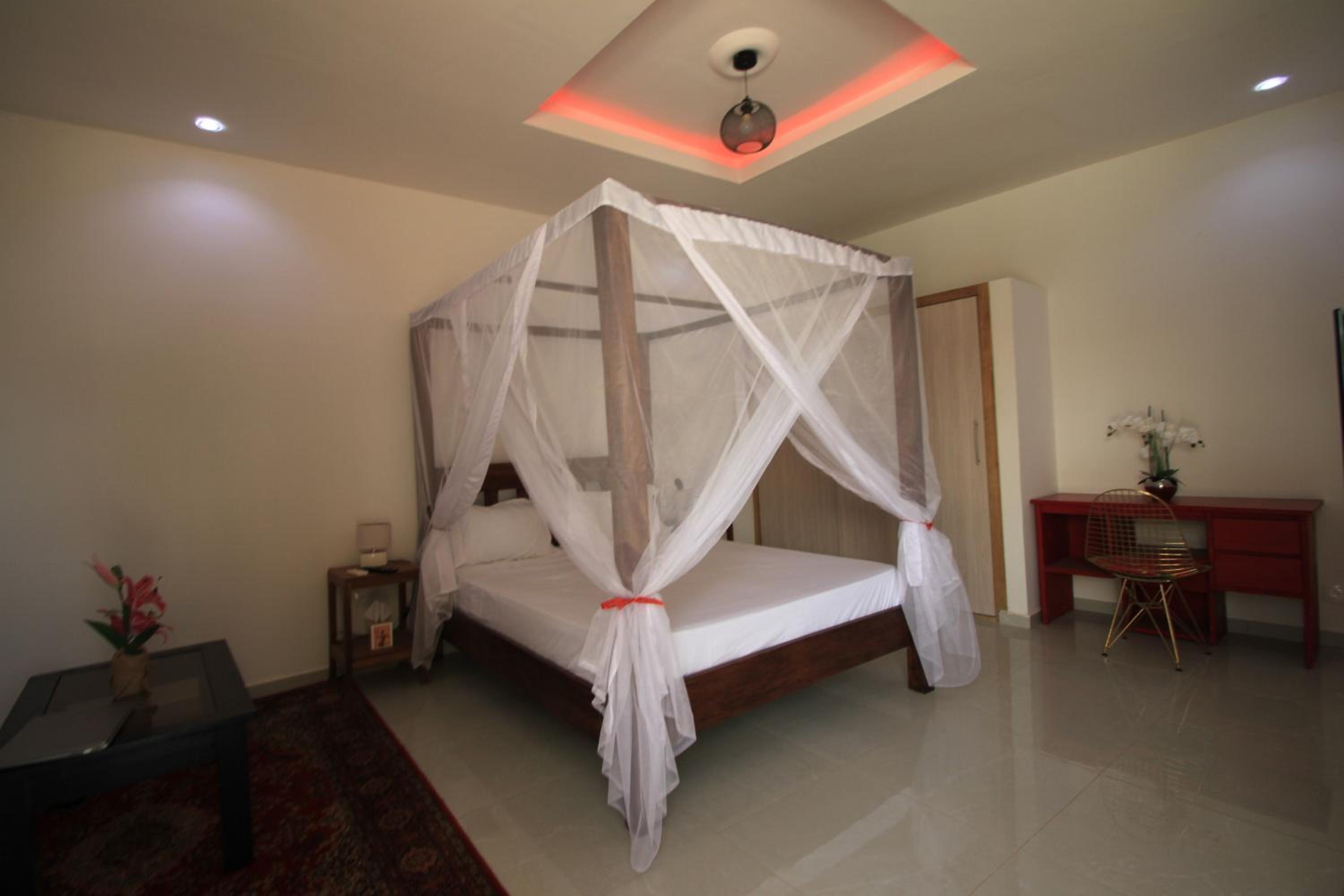 Villa with Private Pool photo 3