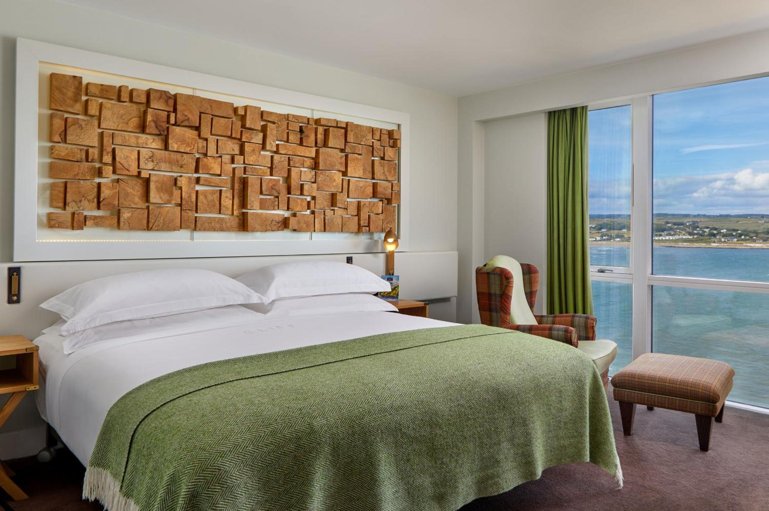 Deluxe Room with Sea View