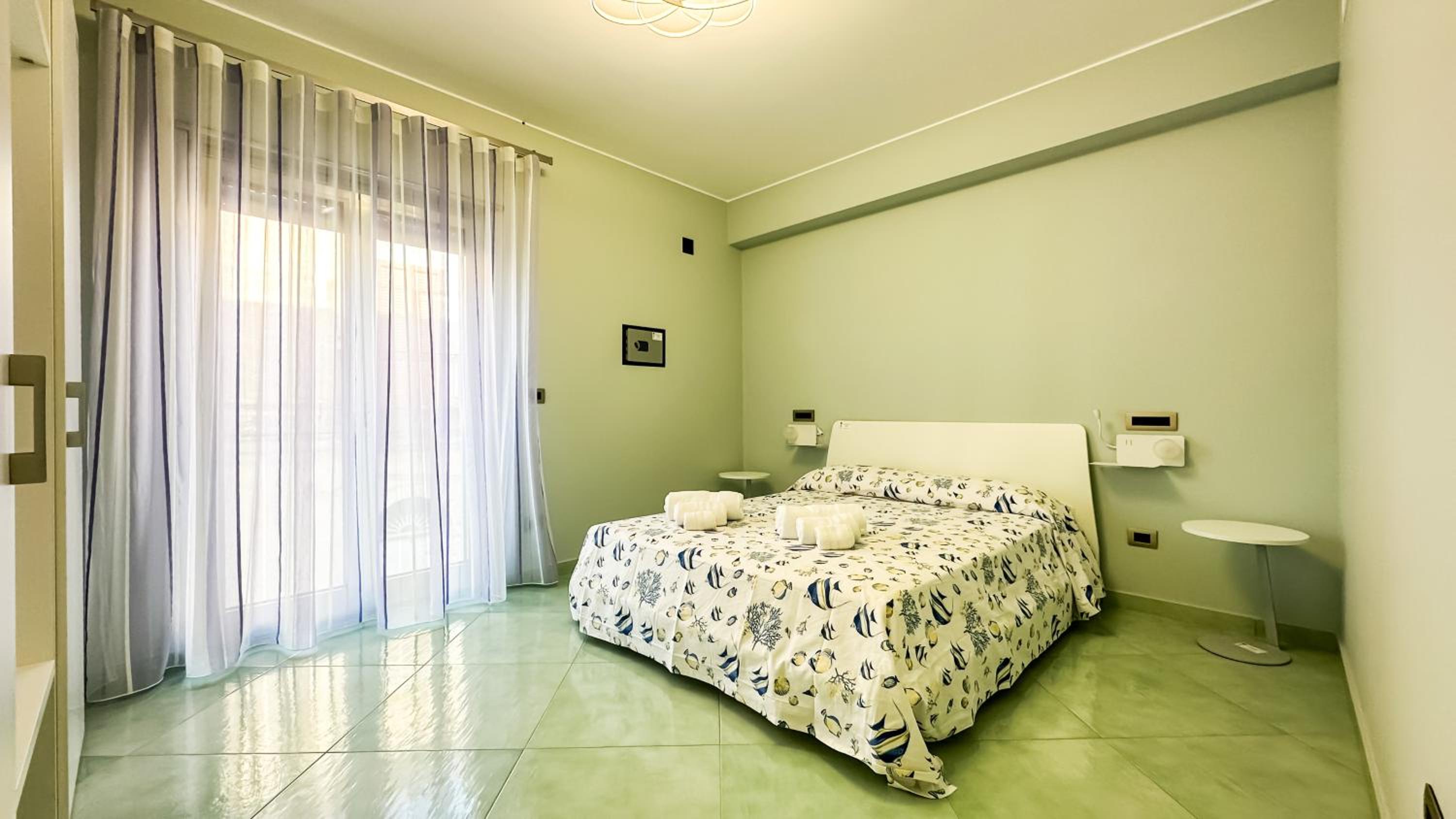 Apartment with Sea View photo 2