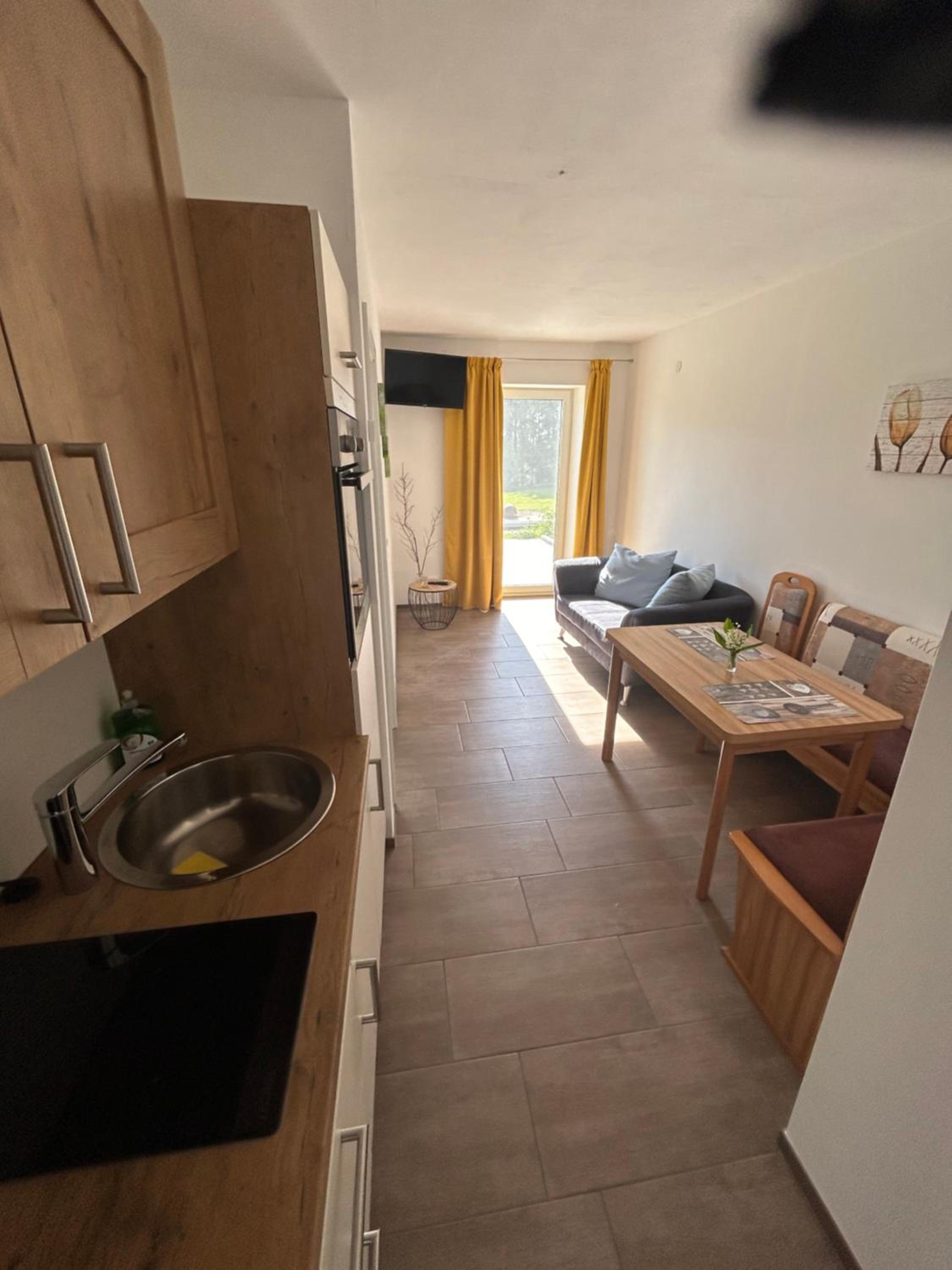 Apartment with Terrace - Photo 25
