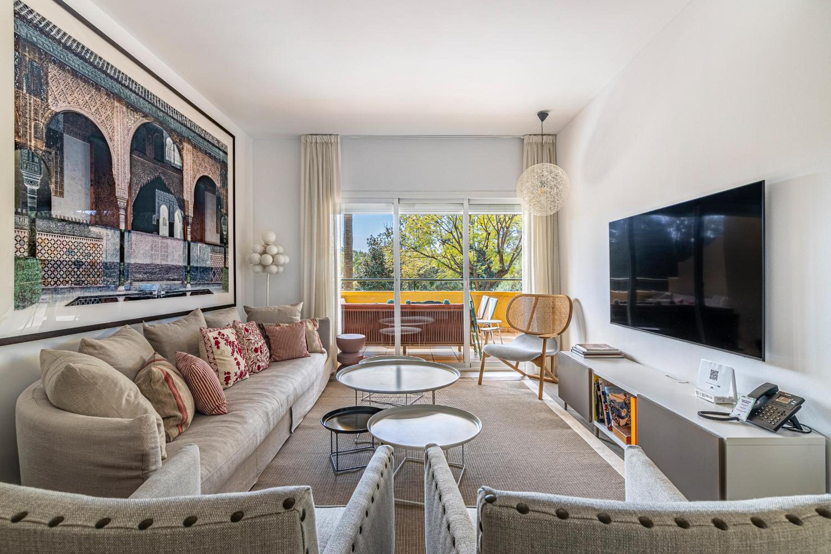 Superior Apartment photo 1