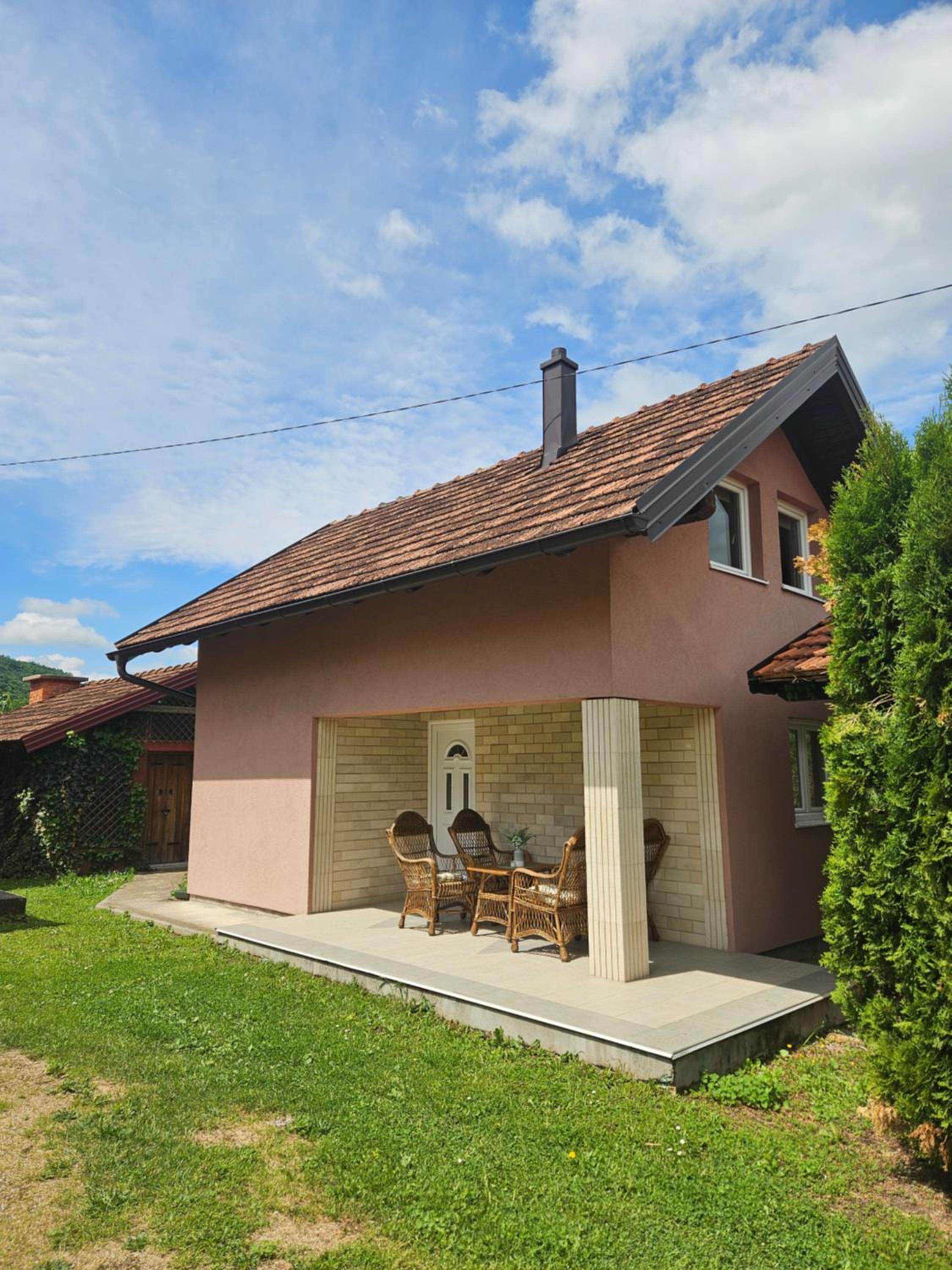 One-Bedroom House photo 2
