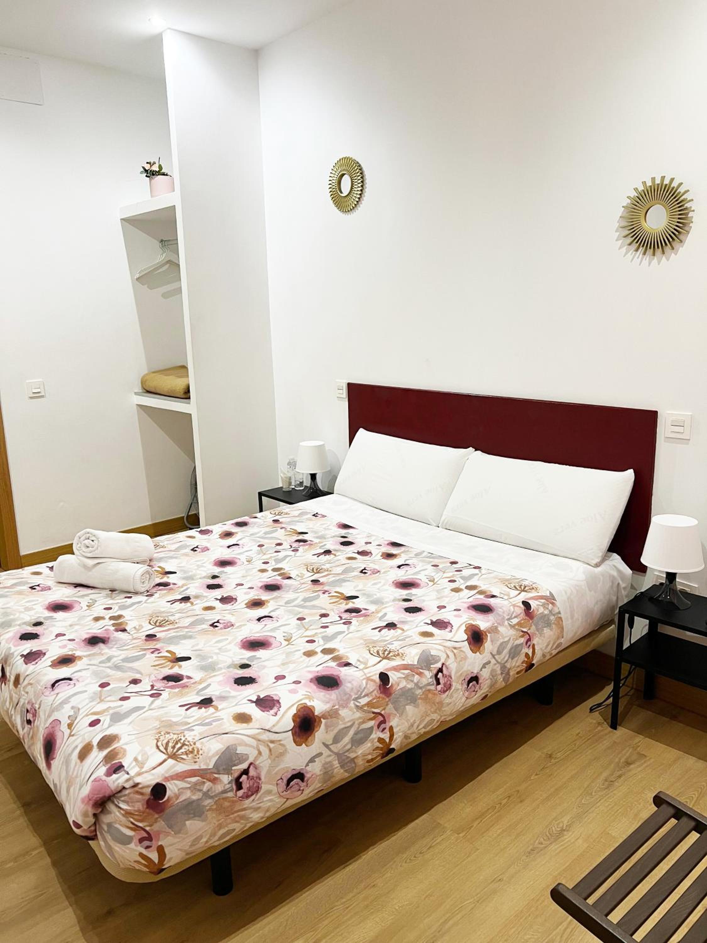 Interior Economy Double Room with Shared Bathroom photo 2