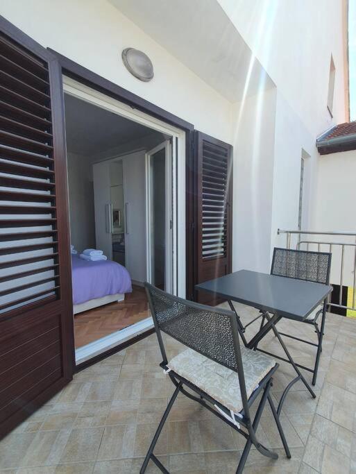 Three-Bedroom Apartment - Photo 25