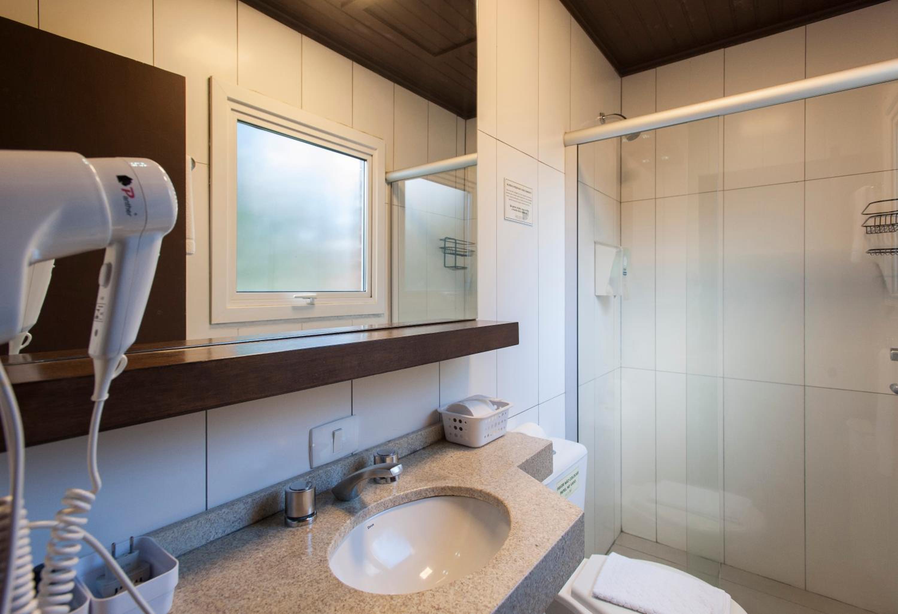 Apartamento Luxo Quádruplo com varanda photo 2