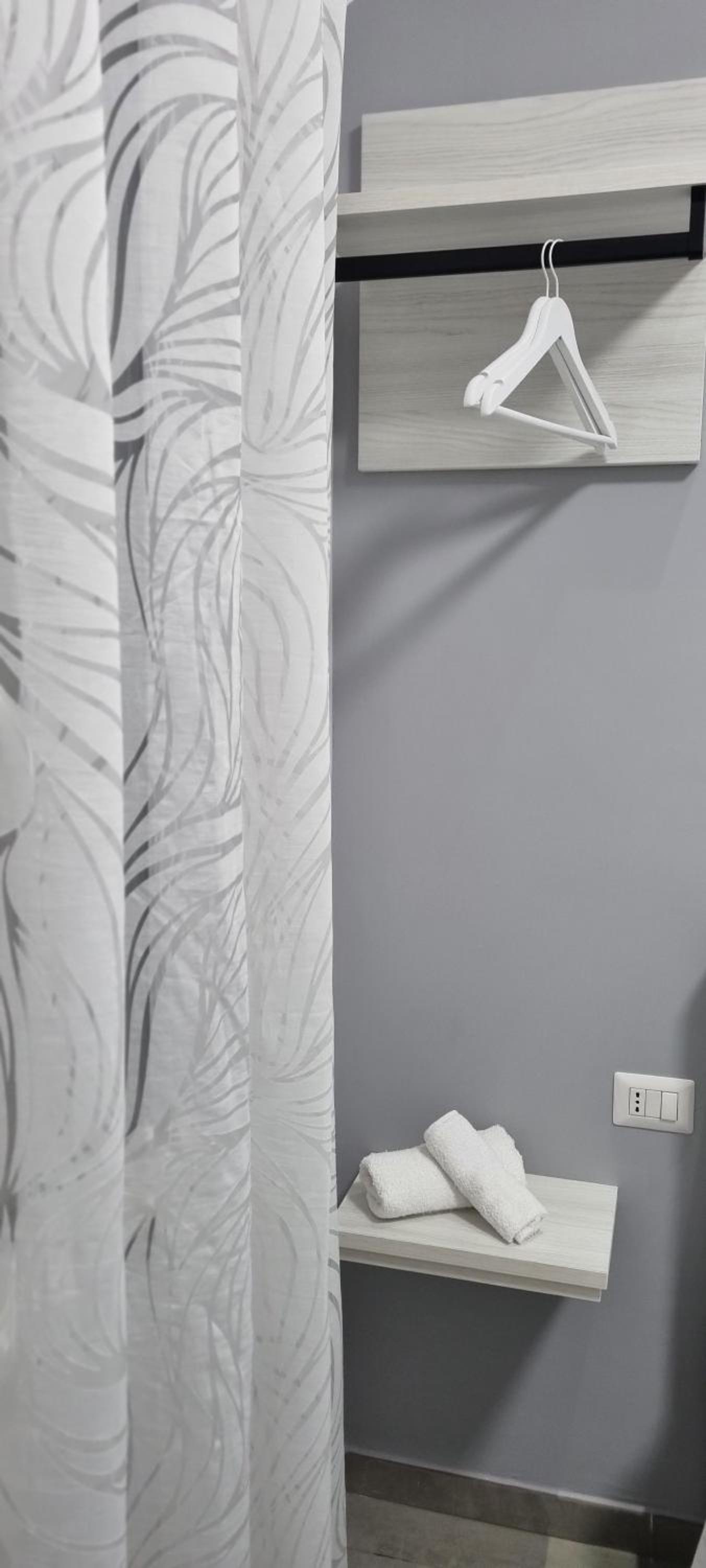 Standard Double Room photo 3