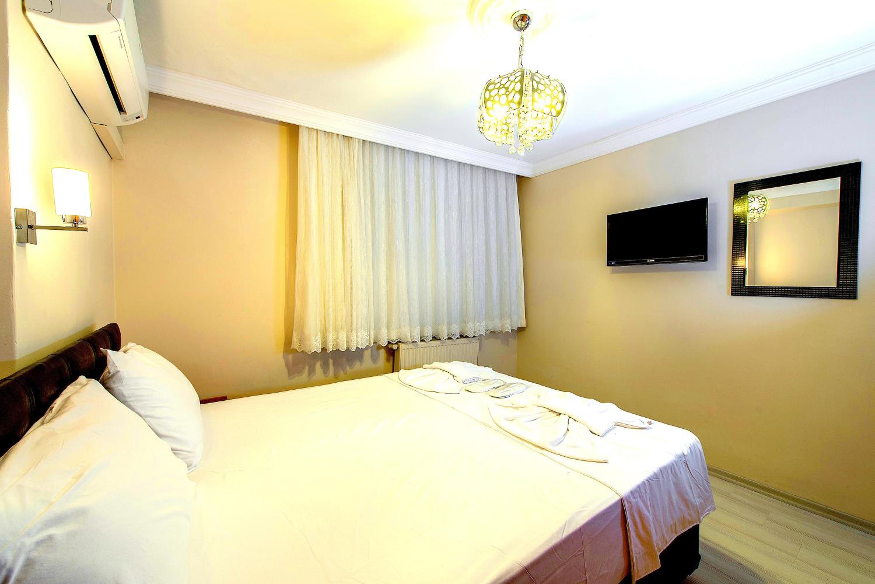 Two-Bedroom Apartment (Ground Floor) photo 3