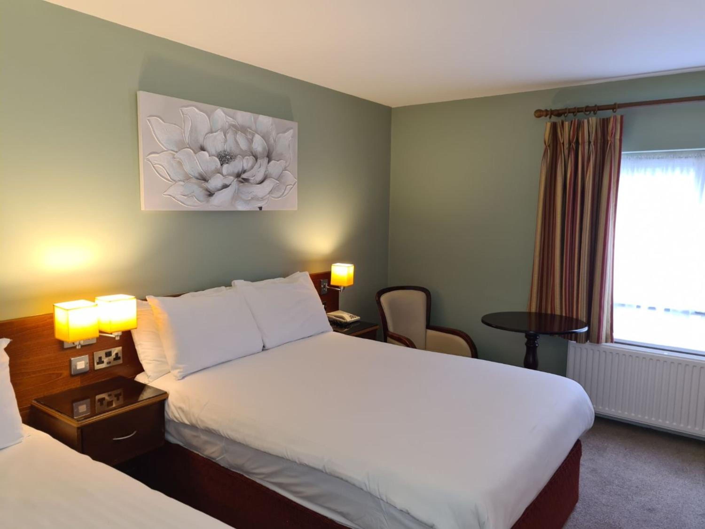 Double & single bedded room