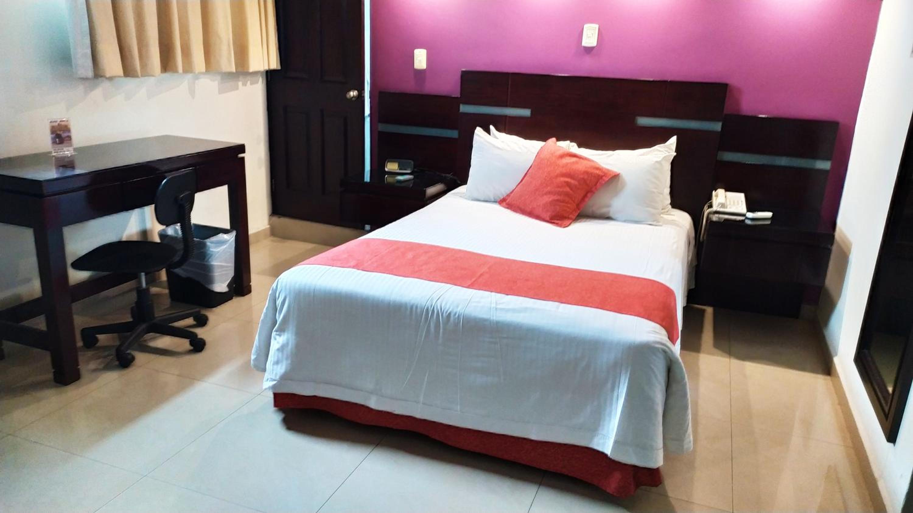 Double or Twin Room - Photo 1