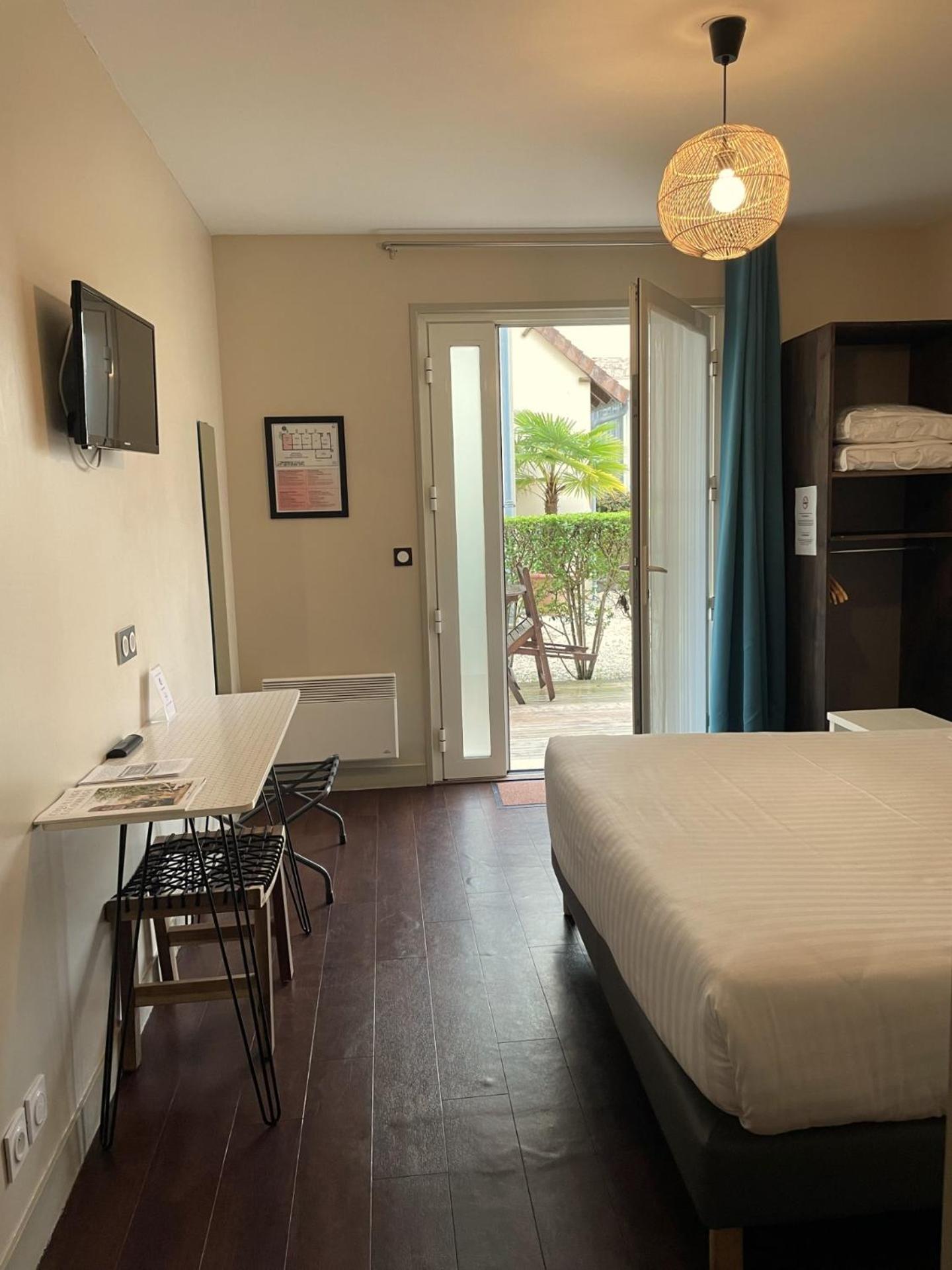 Double Room - Disability Access - Photo 4