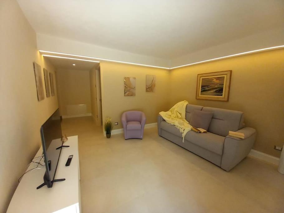 Two-Bedroom Apartment photo 3