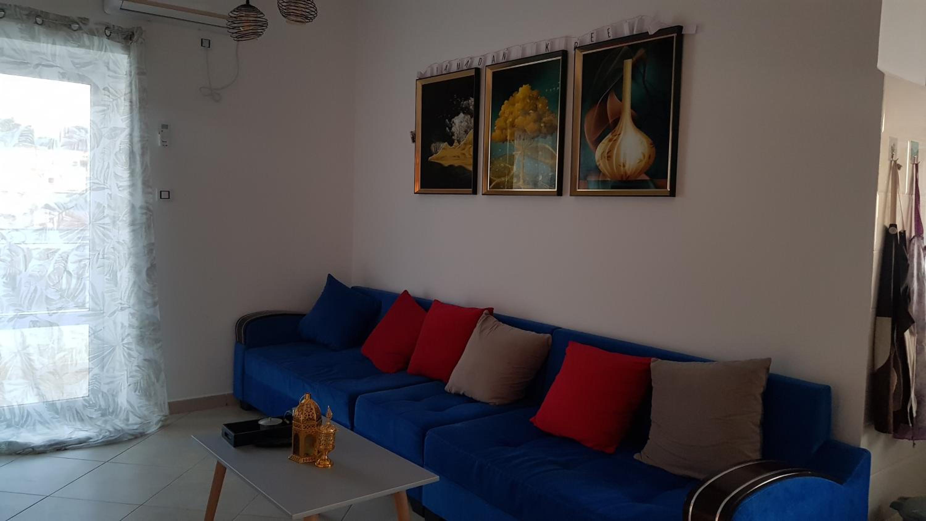 One-Bedroom Apartment photo 2