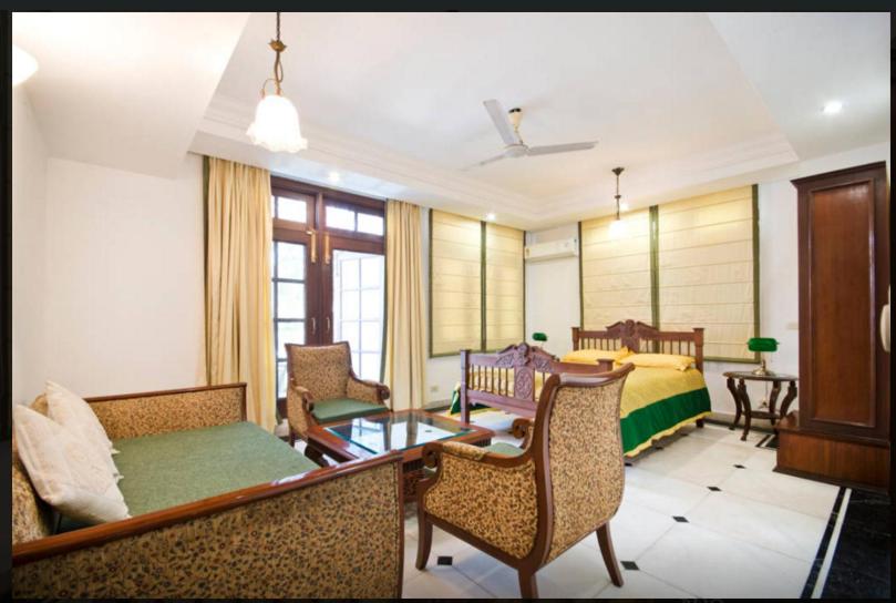 Deluxe Double Room with Balcony photo 1