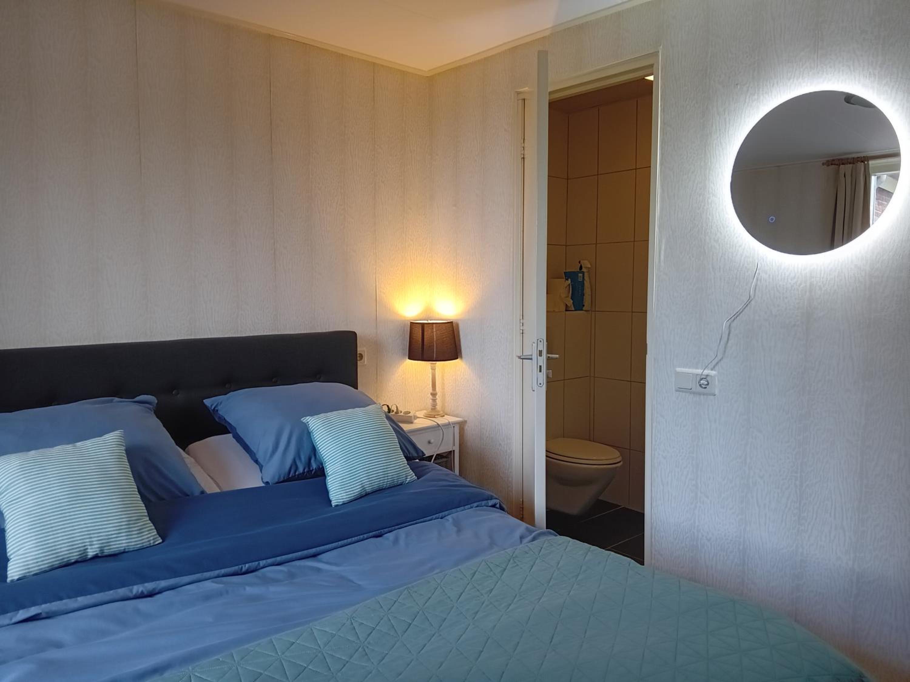 Apartment with Terrace - Photo 2
