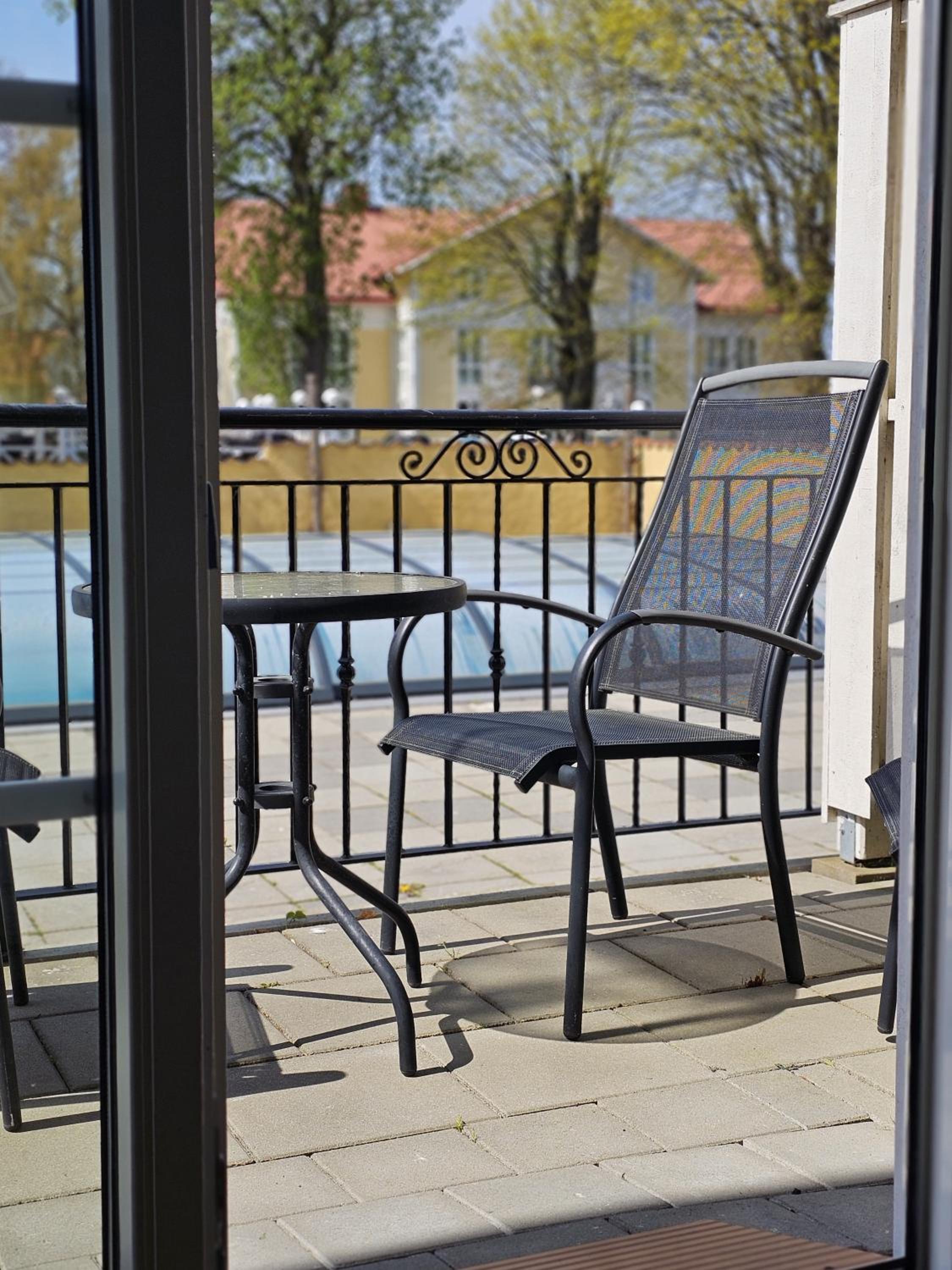 Classic Double Room with Balcony photo 2