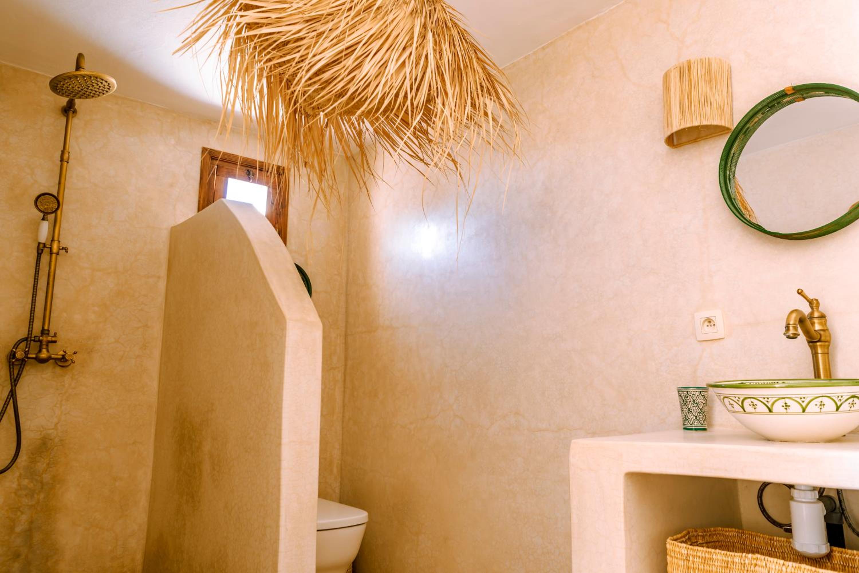 Double Room with Private Bathroom photo 3