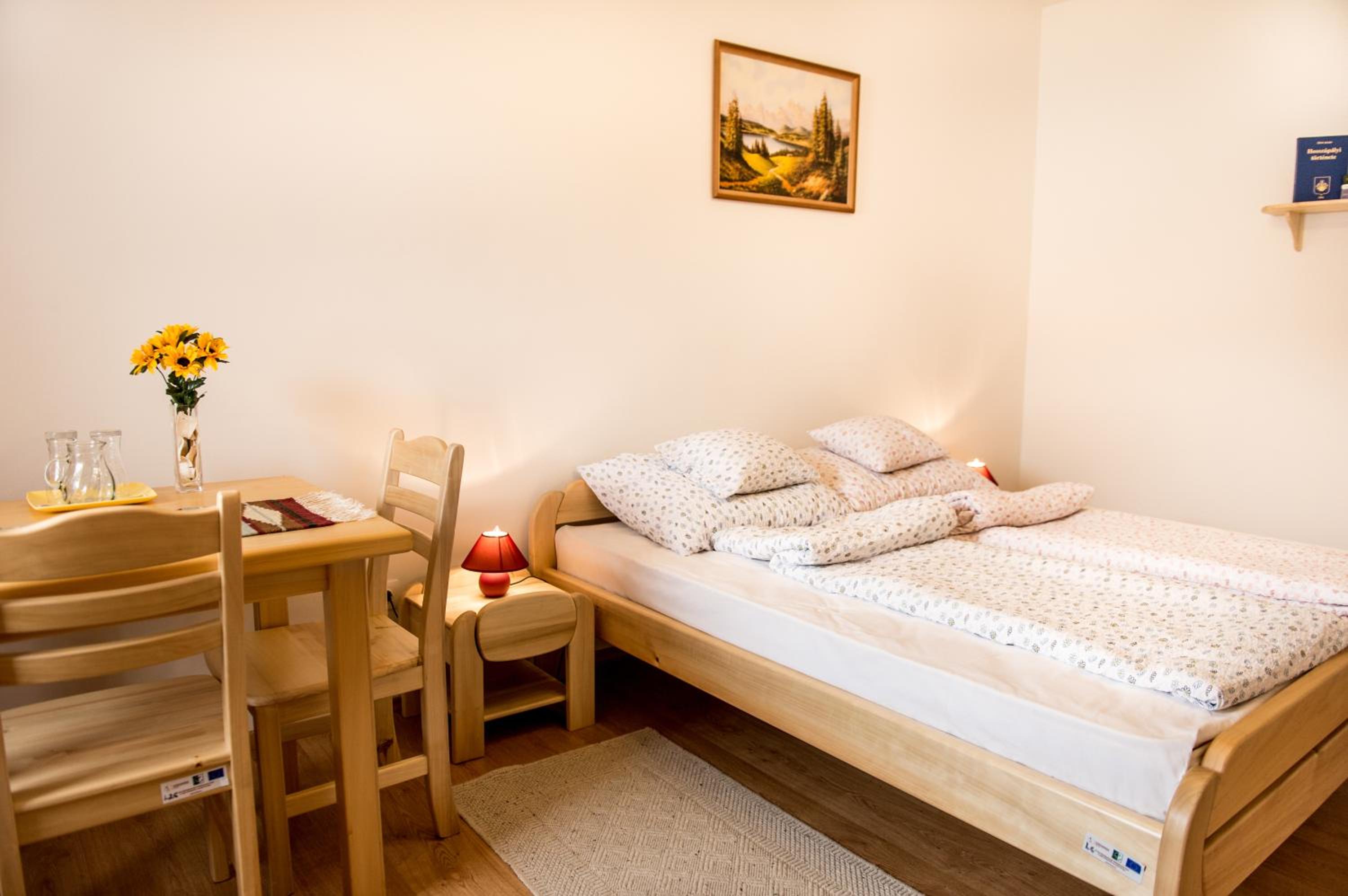 Double or Twin Room with Private Bathroom photo 1